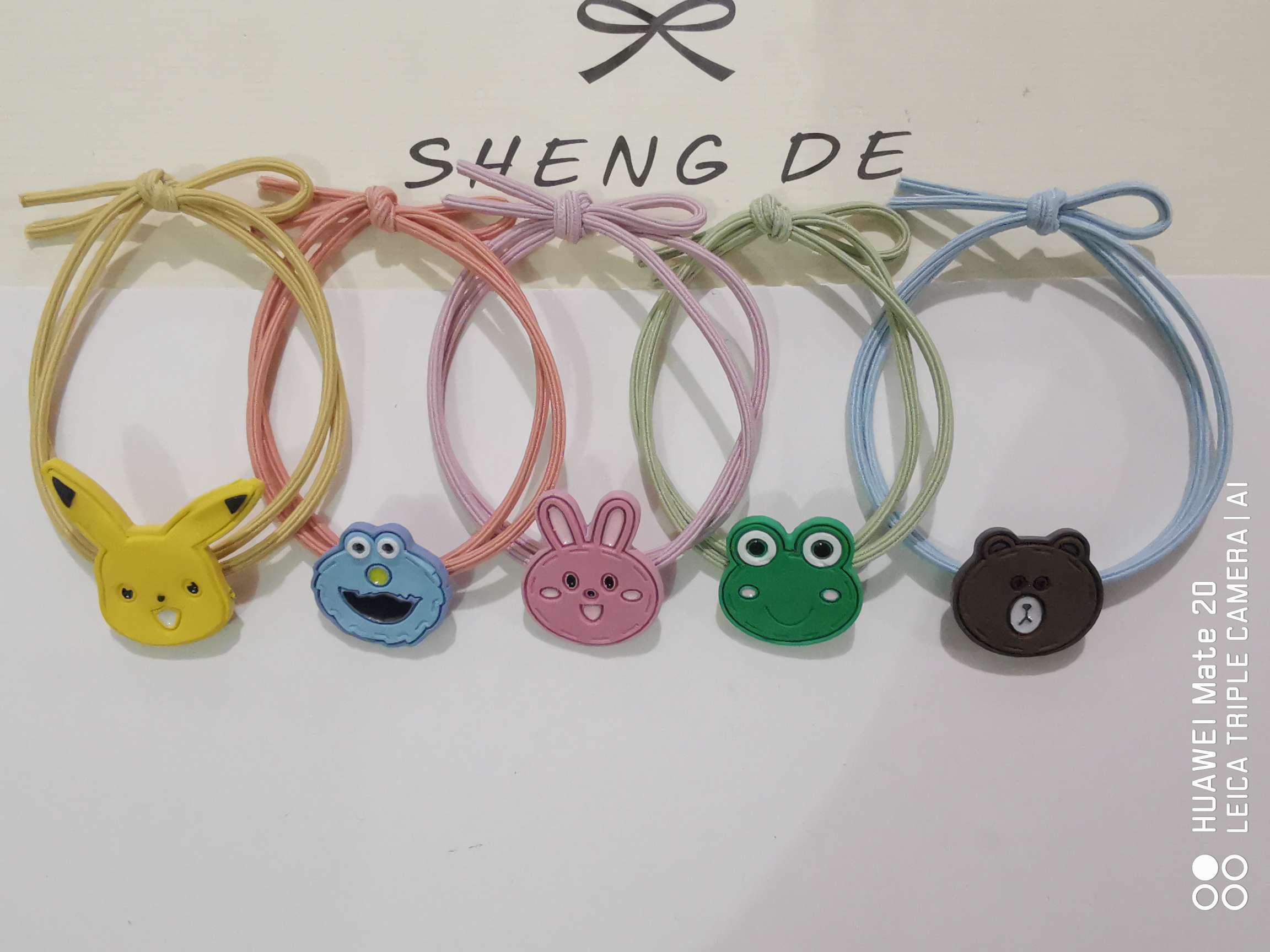 Mosquito repellent cartoon rubber band thumbnail