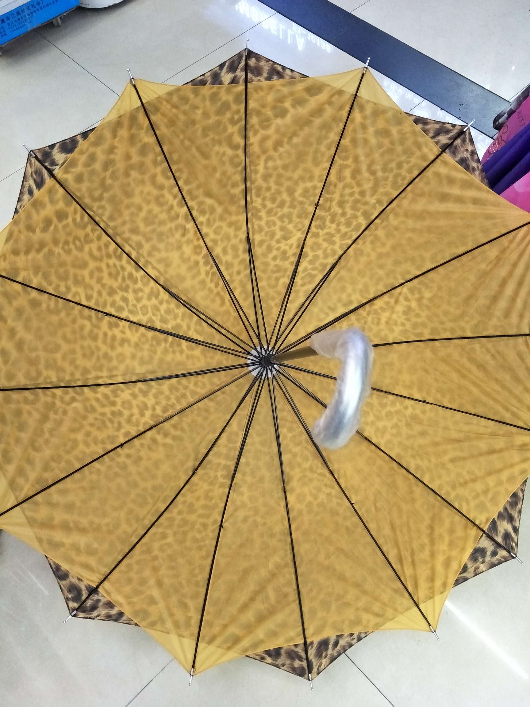 60 cm, 16 double-layer leopard print hand-operated umbrellas Specification image