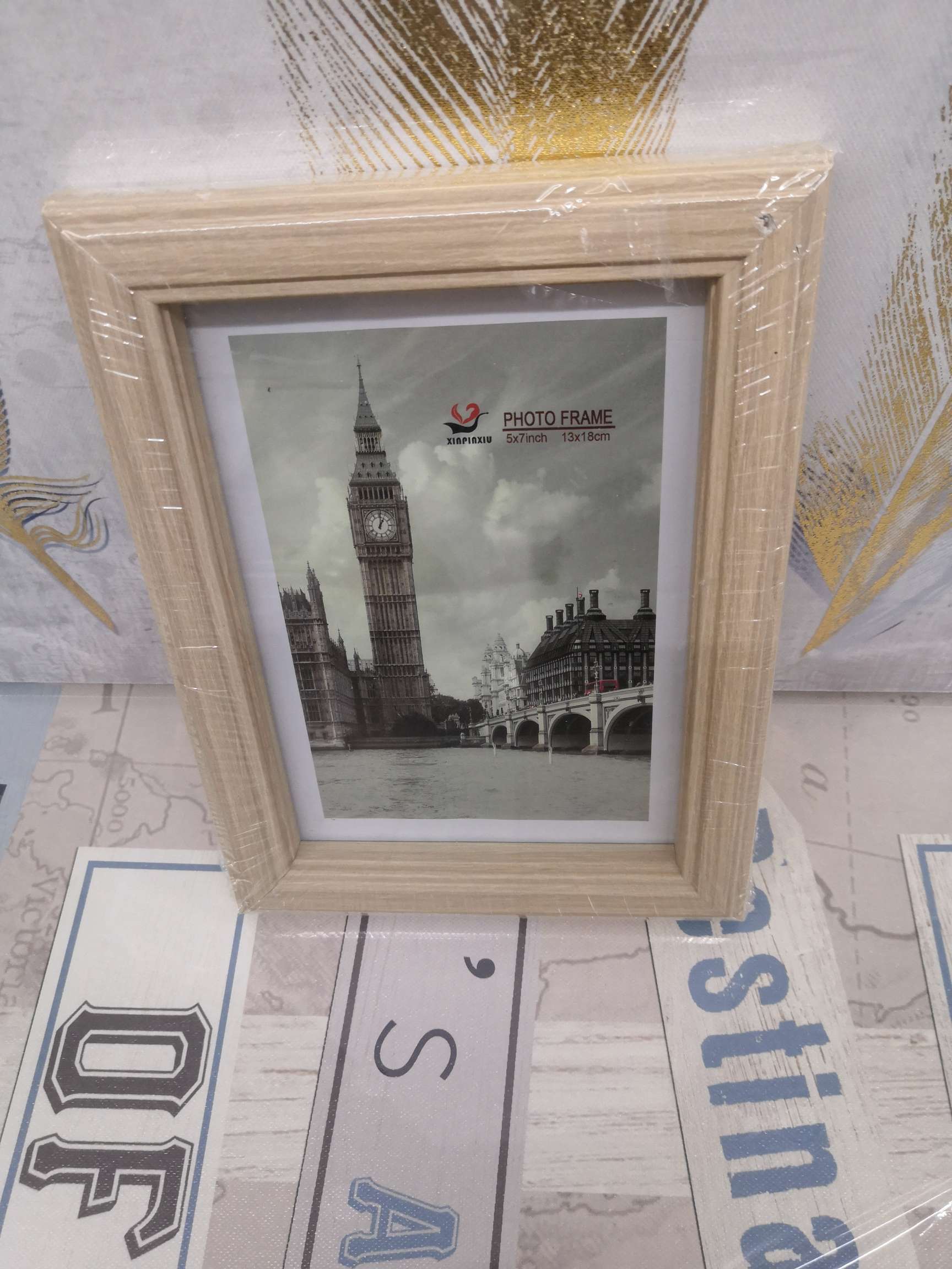 American Reality Frame 5.6.7.8.910.12.16 Multi-size Customized Frame Table thumbnail