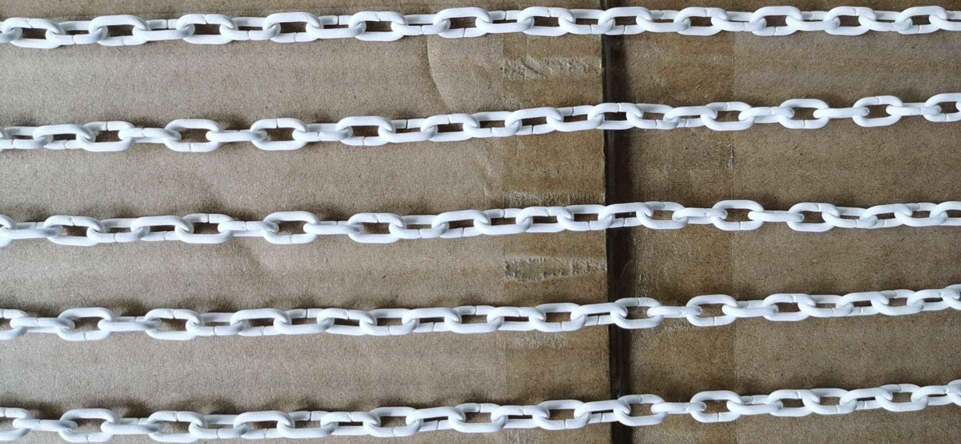 White iron chain