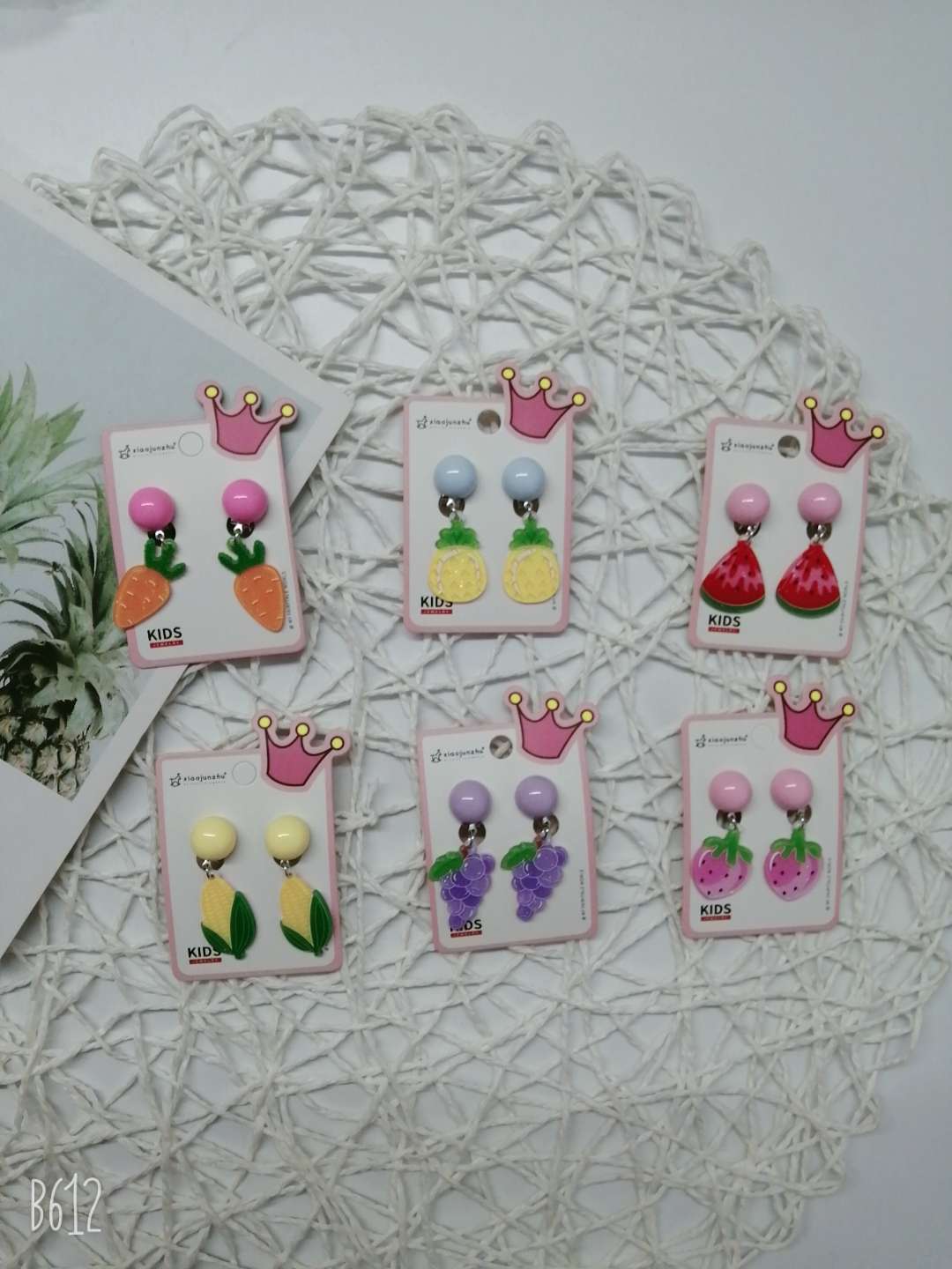 Small ear clips for fruit accessories thumbnail