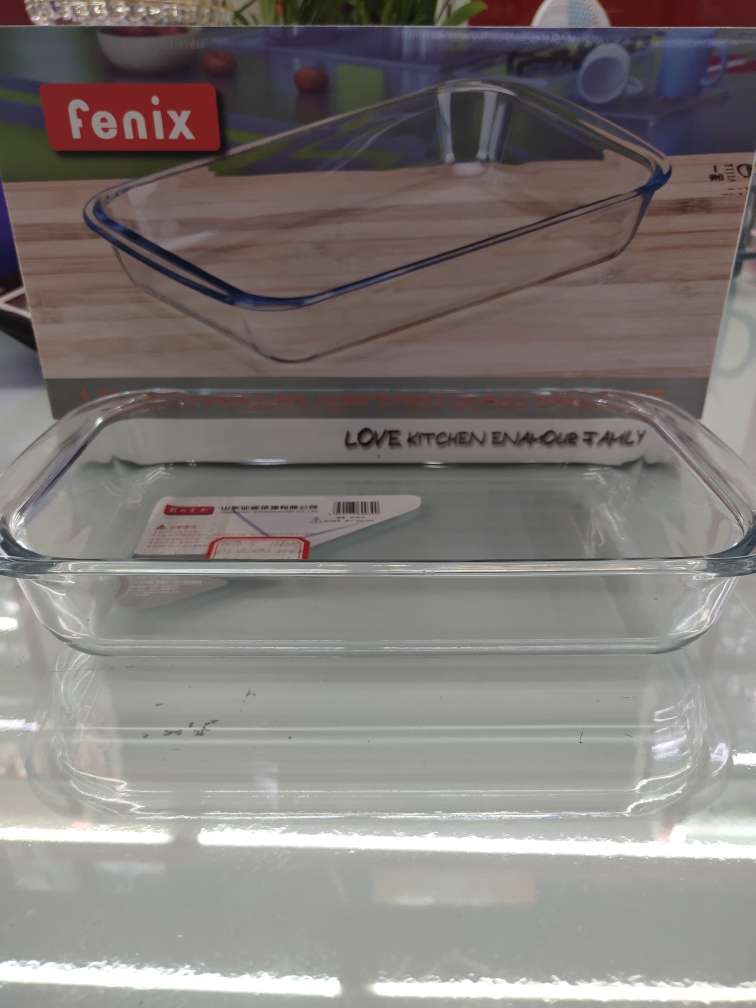 The Fennec 8078-5 oven steamer oven can be used with a 1.0L pan