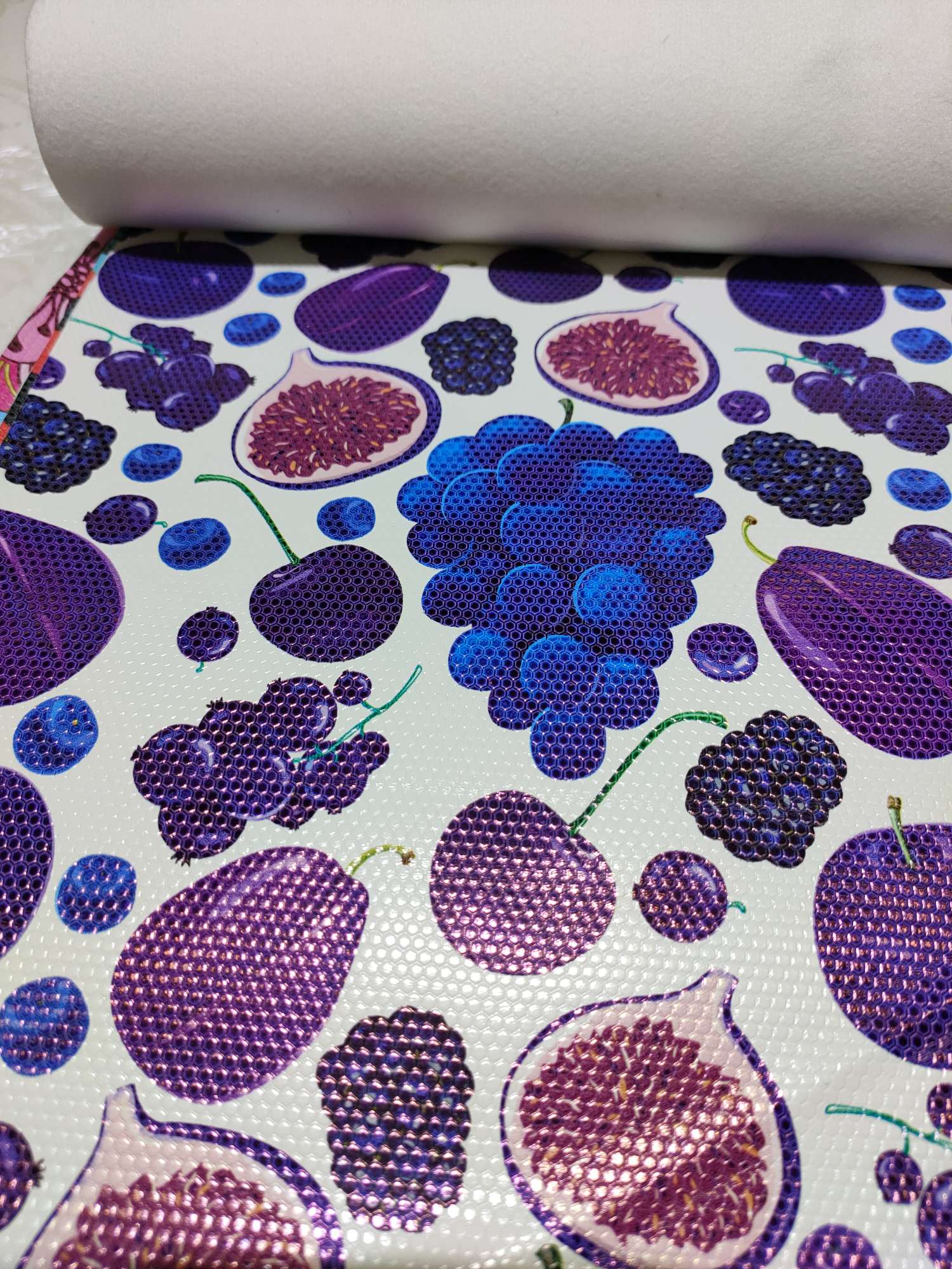 1.0 Brushed fabric base football-patterned leather raw material pattern manufacturer has a large amount of stock available
