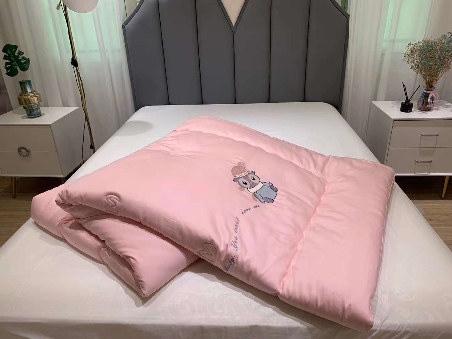 A lovely soybean quilt embroidered with 60 long-staple cotton undefined