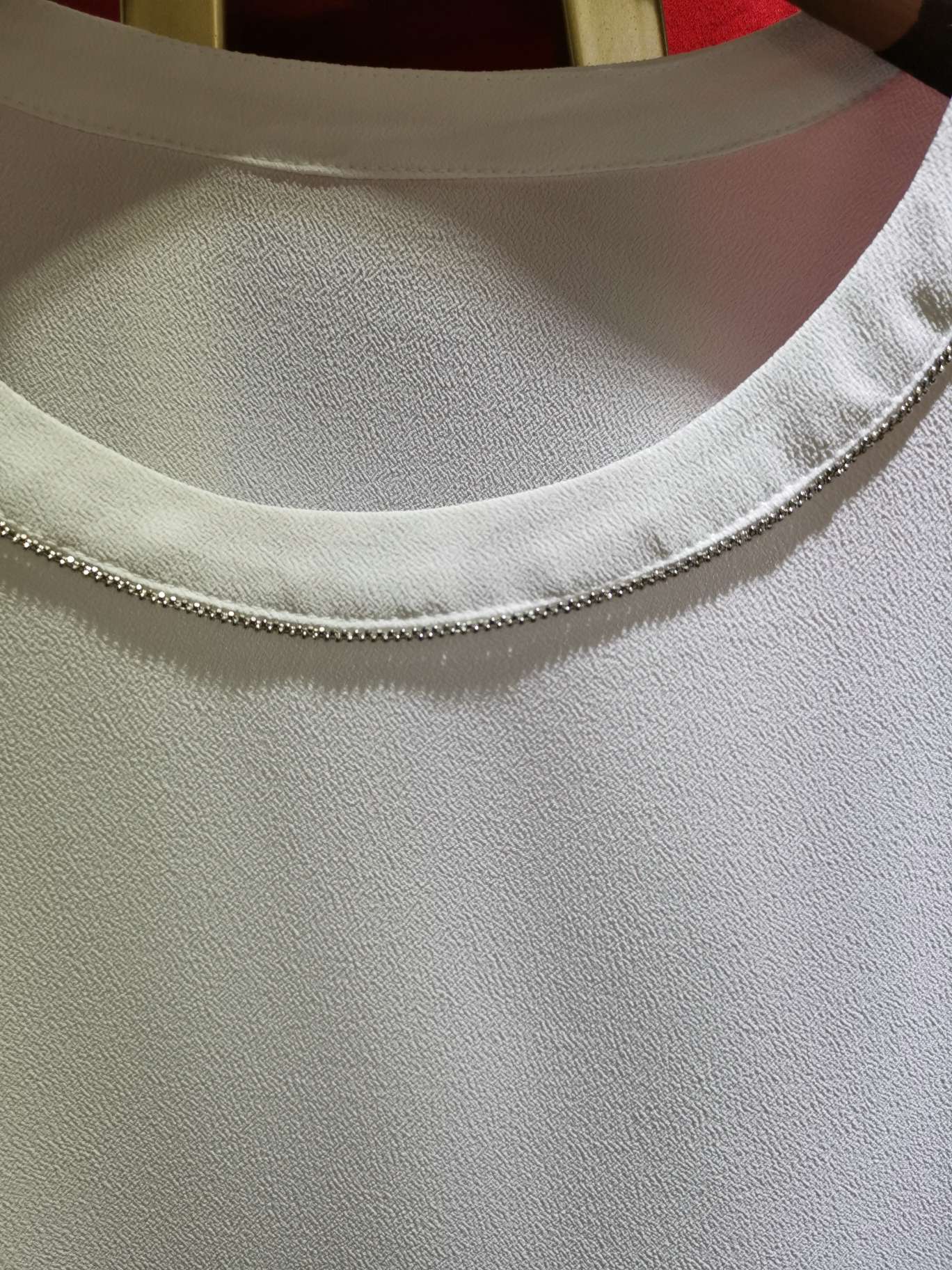 Gold thread ✉ round-neck shirt for women details Picture