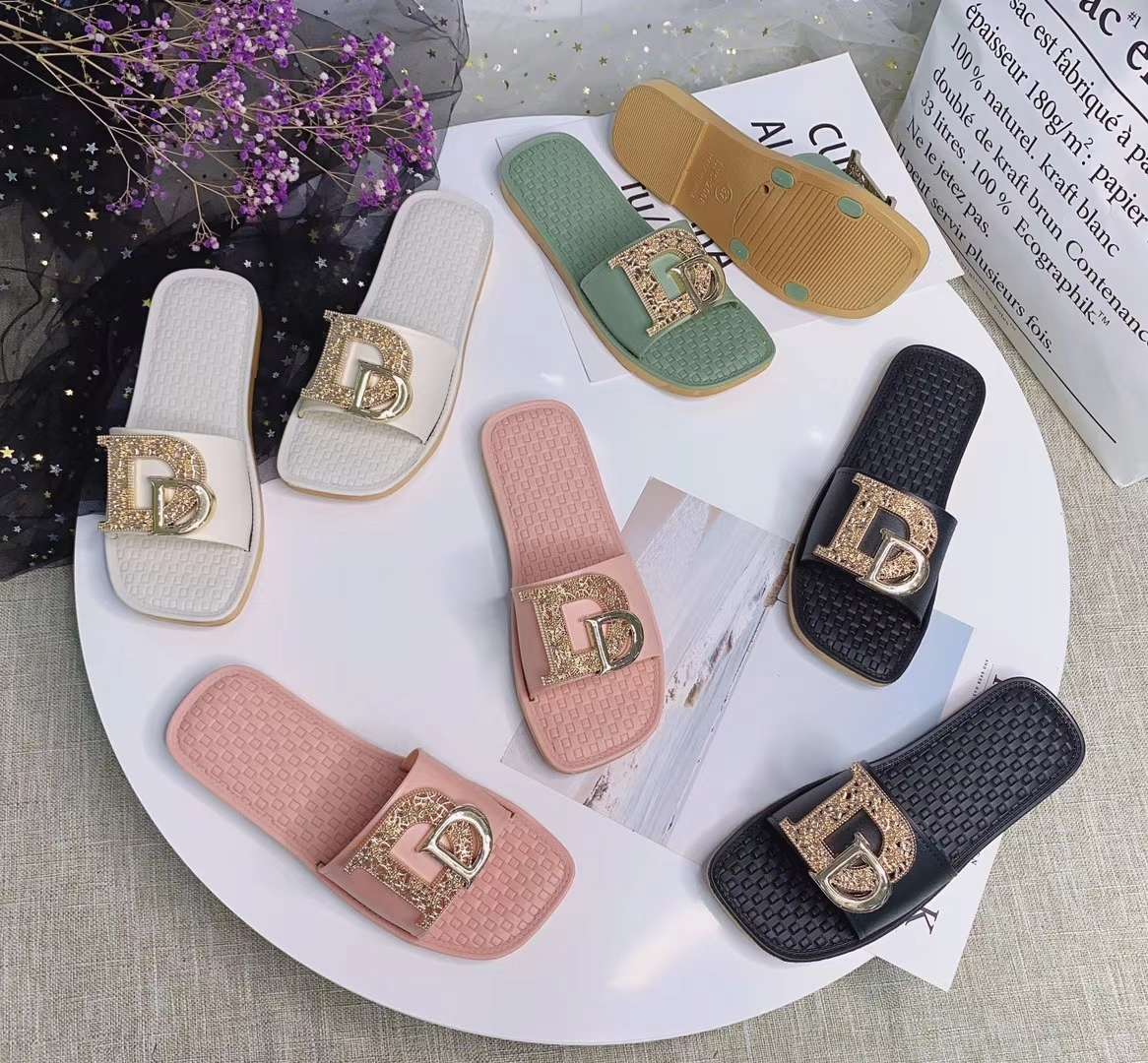 New style sandals for ladies