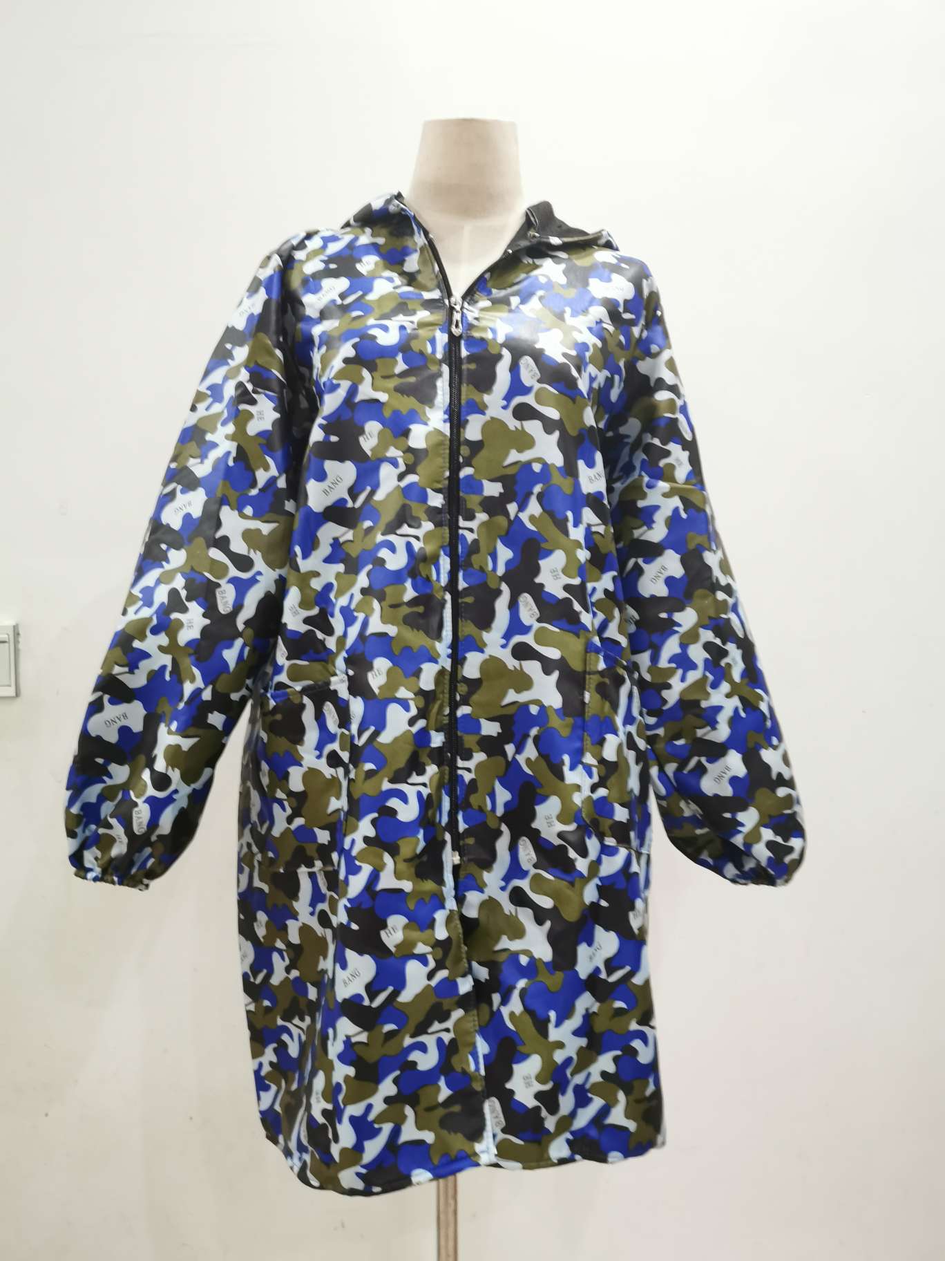Add velvet and add a bonnet waterproof smock thumbnail