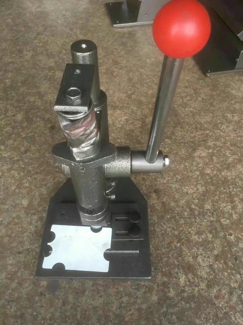 订做打孔机，重型打孔机，飞机孔订做