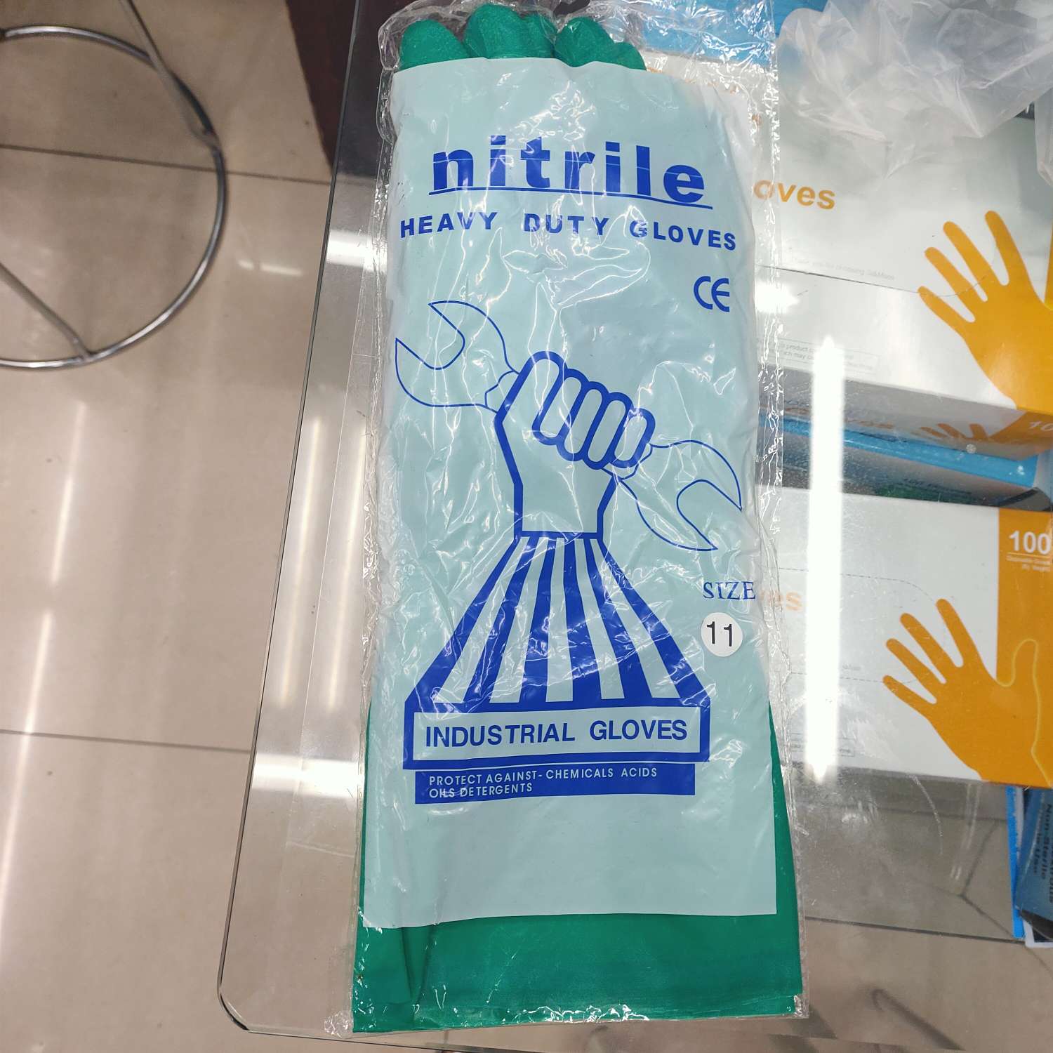 Guantes resistentes al aceite