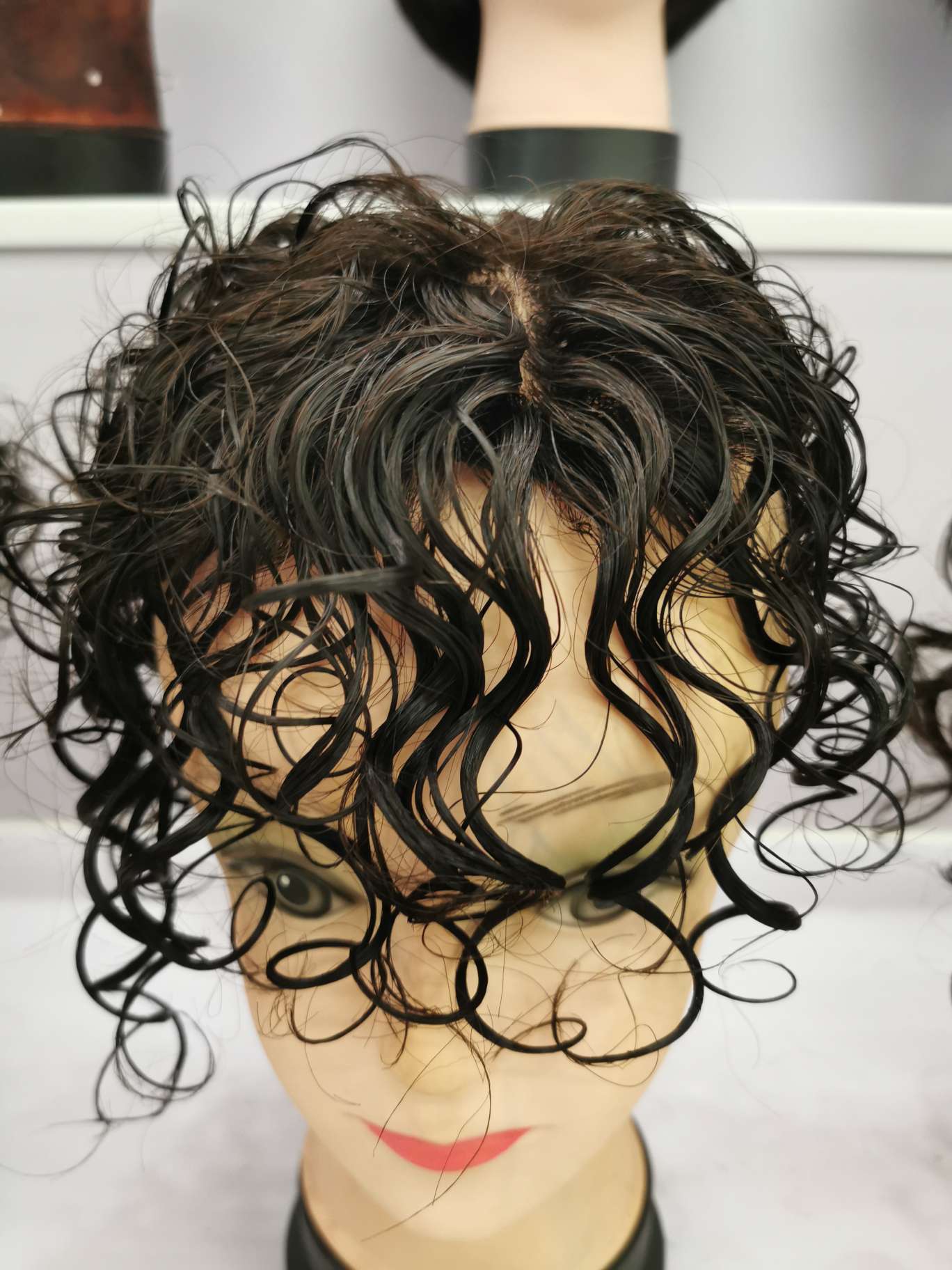 100% hand-knitted real human hair, ladies' hair blocks, curly hair undefined