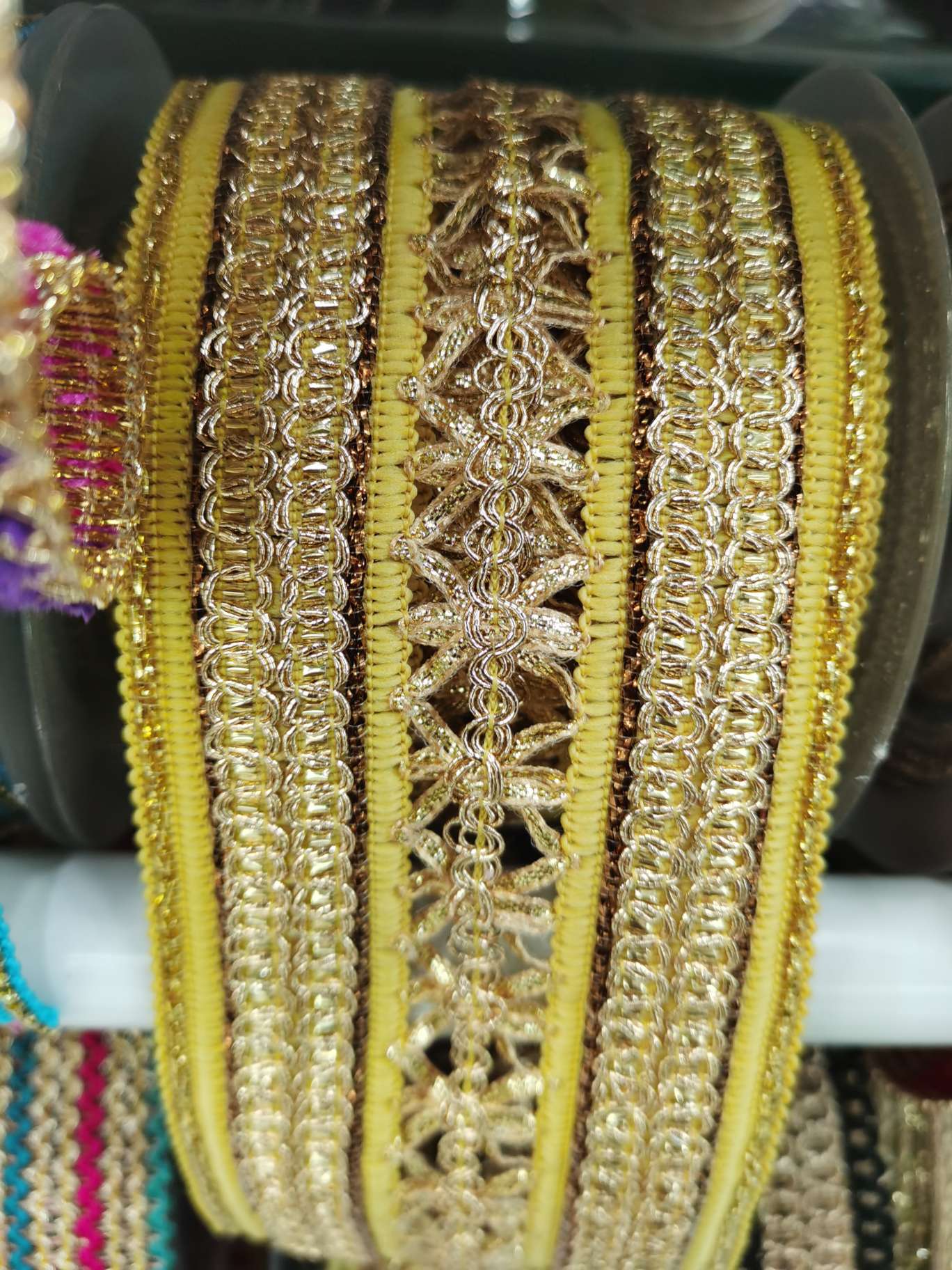 Lace 2