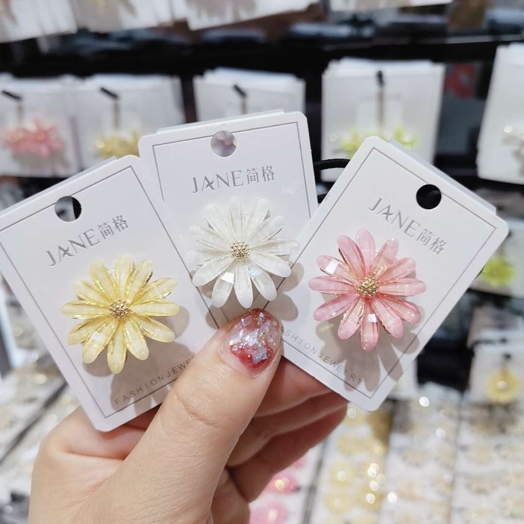 Glass flower rubber band