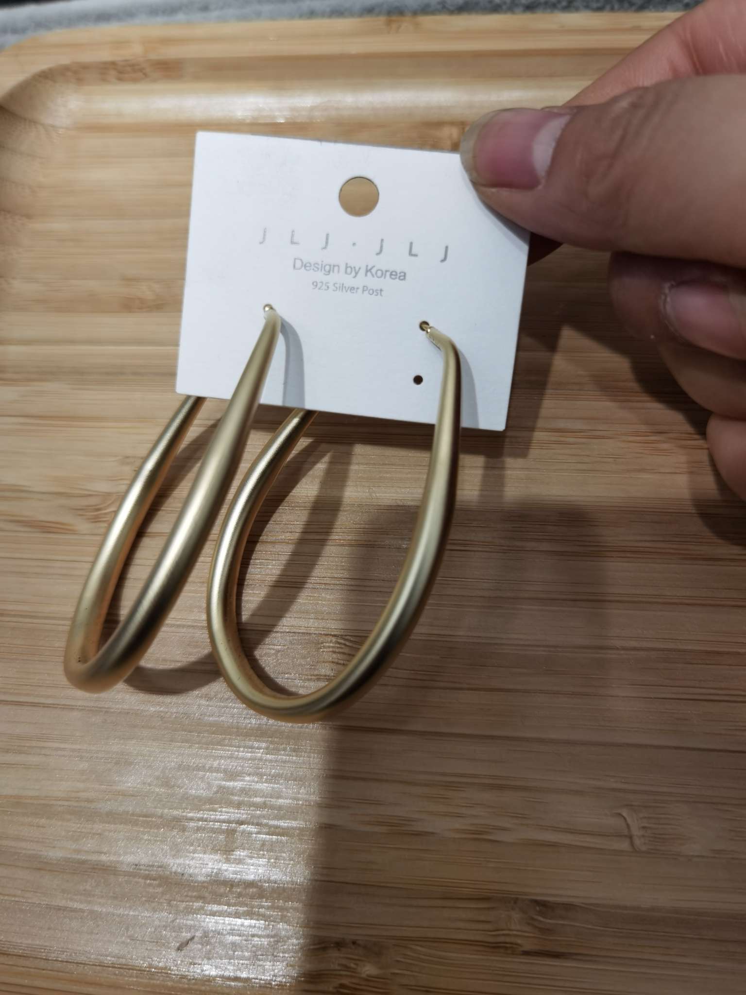 Water droplets ear ring thumbnail