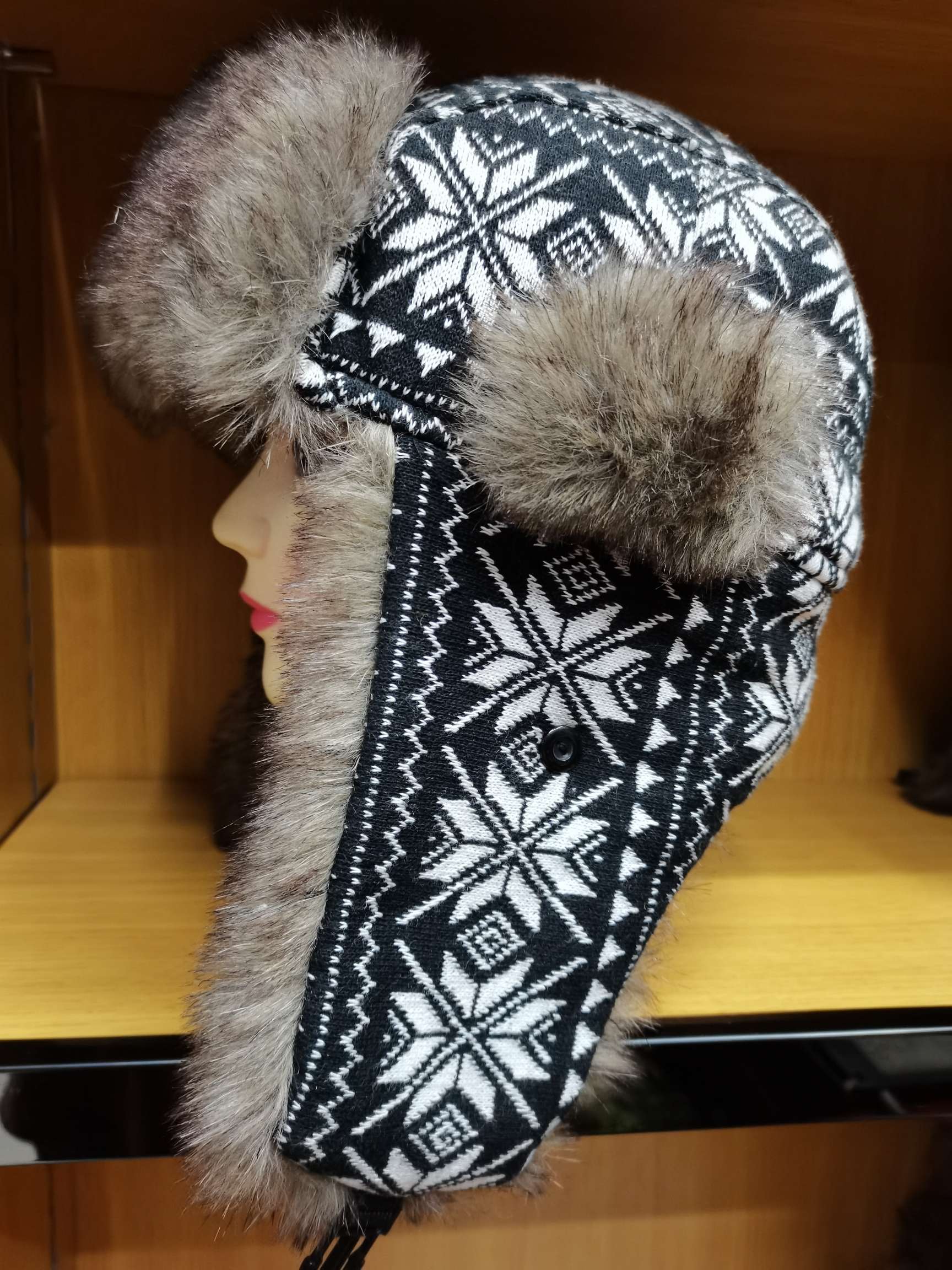 Lei Feng hat, ear-protecting hat, snow hat, flight hat, Northeast hat, winter hat details Picture