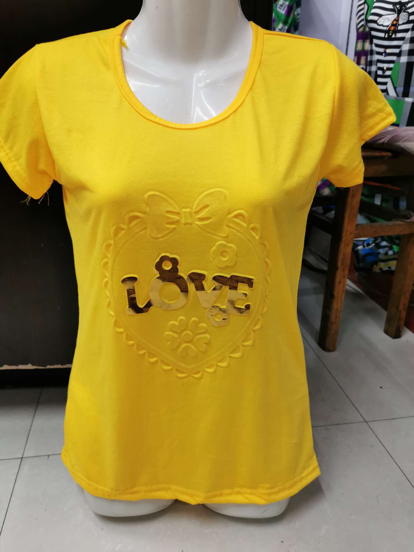 Women's trendy T-shirts