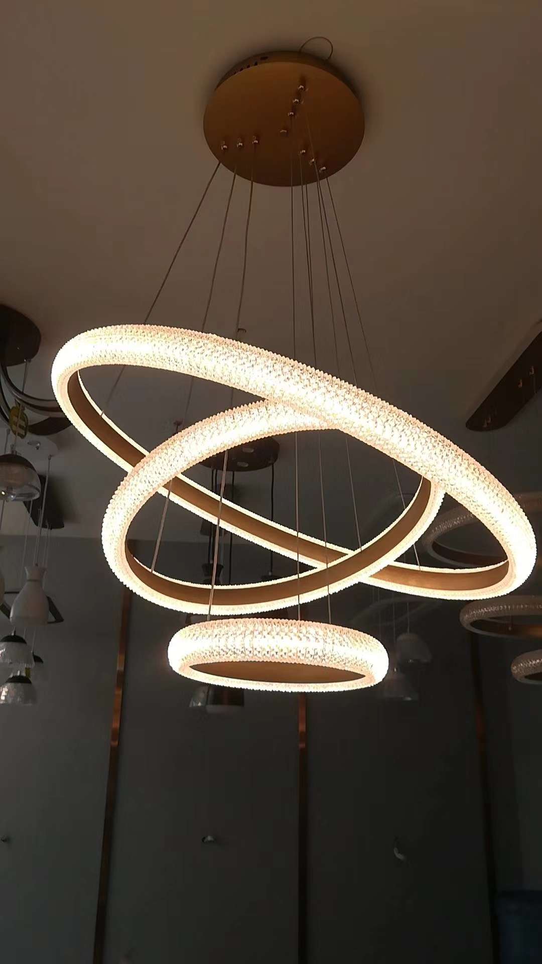 إضافات إضافية 104 إلى طراز المصابيح المبسطة الحديثة غير المسمّاة (LED 3) details Picture