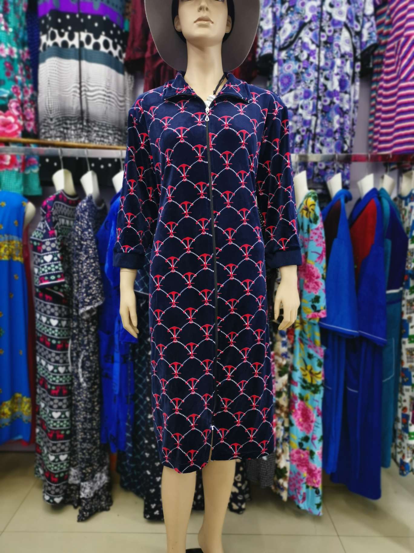 Large-sized, multi-size women's autumn and winter seven-inch long-sleeved long dress, square and round neck, Central Asian and Middle Eastern style home sleeping clothes and pants details Picture