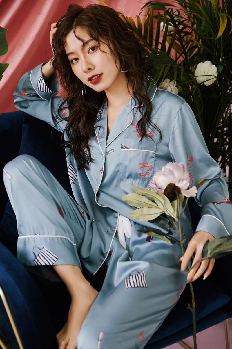 Pajamas 2-Piece Set 989 Application Scenario