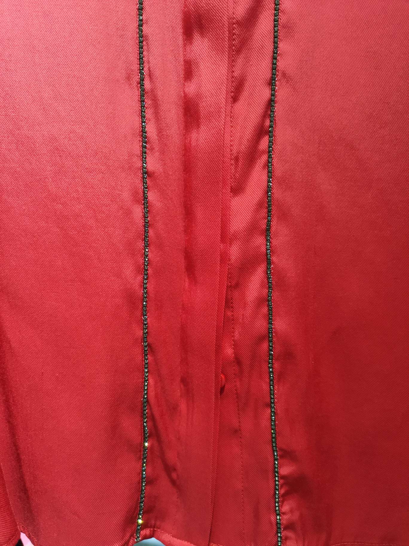 Fashionable double-diamond women's long-sleeved top Application Scenario