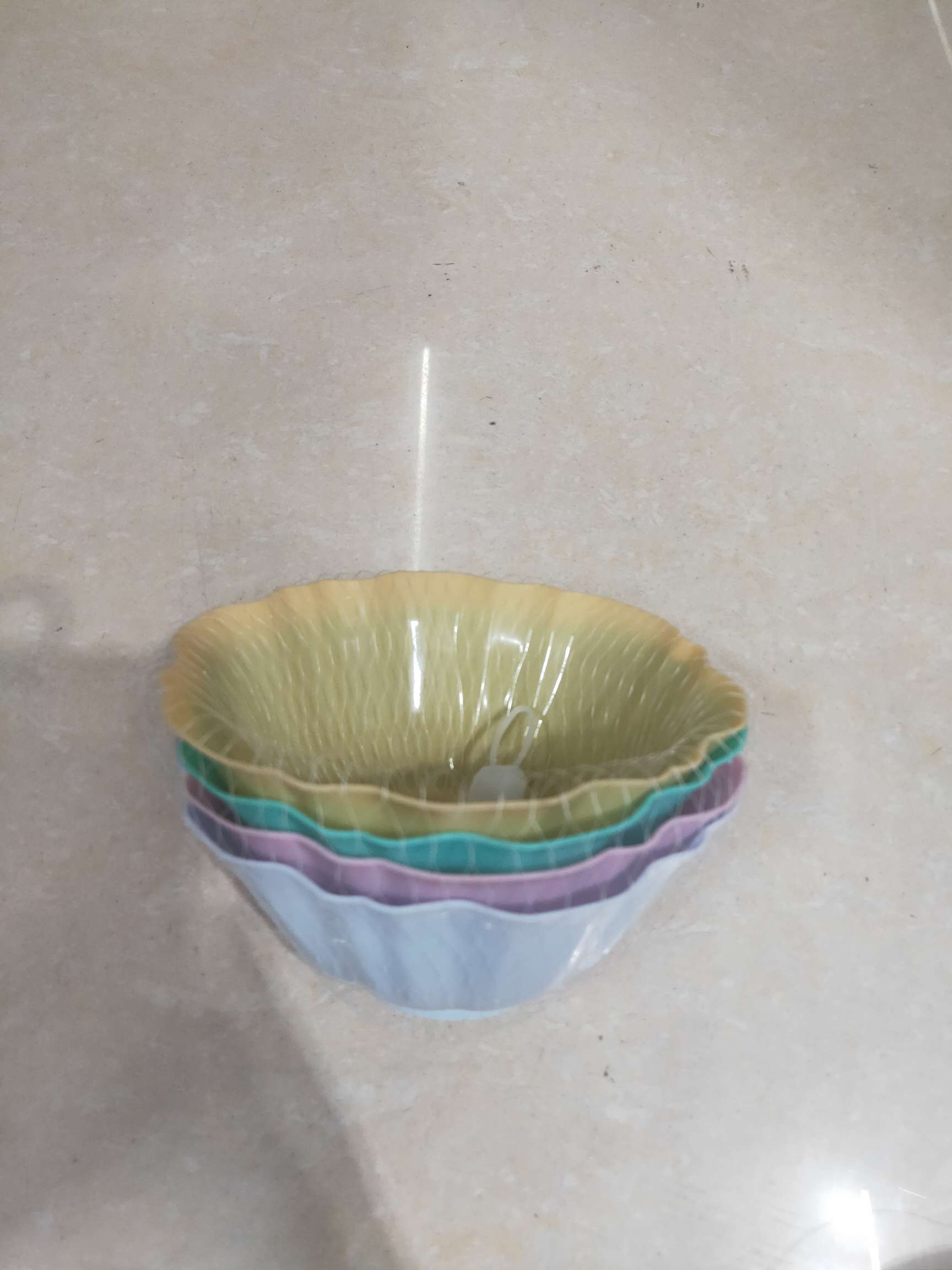 Ll plastic bowl