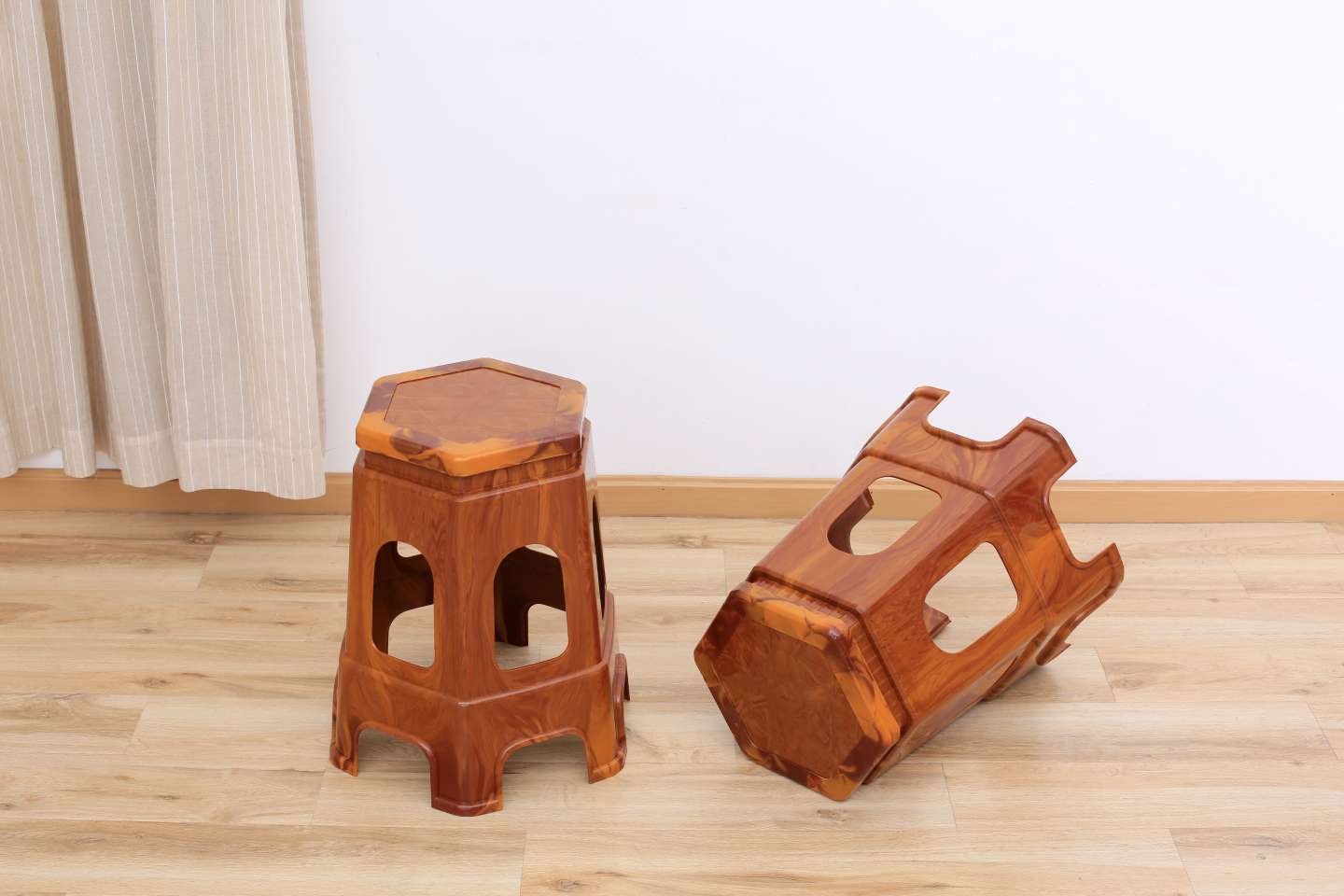 Plastic stools, plastic products, daily necessities, high stools, hexagonal stools details Picture
