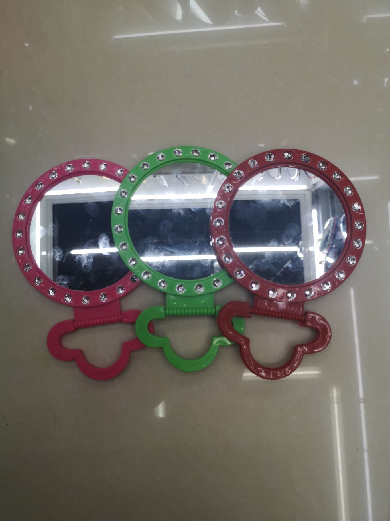 09E镜子
