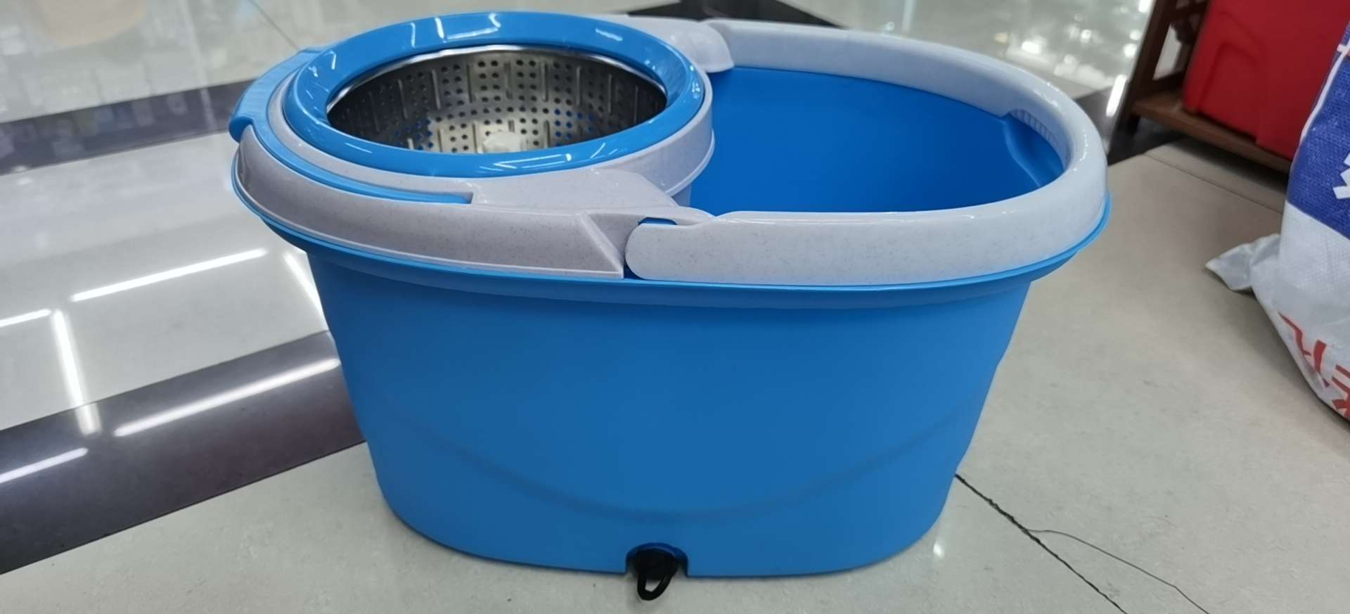 Mops rotary mops good to drag floating mops