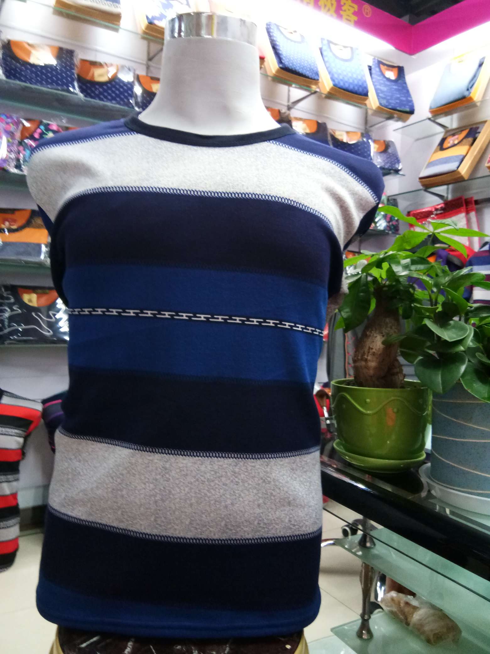 Color Bar For Men Item Picture
