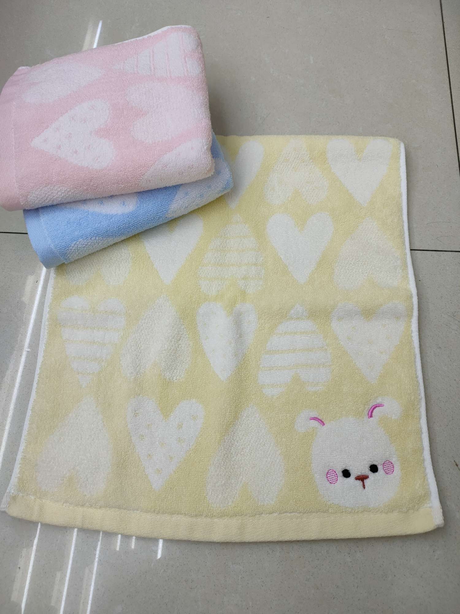 Fen Lian embroidered little lamb towel
