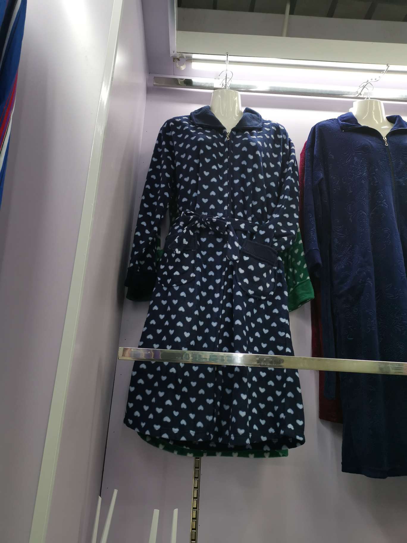 Large-sized, multi-size ladies' autumn and winter seven-inch long-sleeved long dress, square and round neck, Central Asian and Middle Eastern style home sleeping gown.