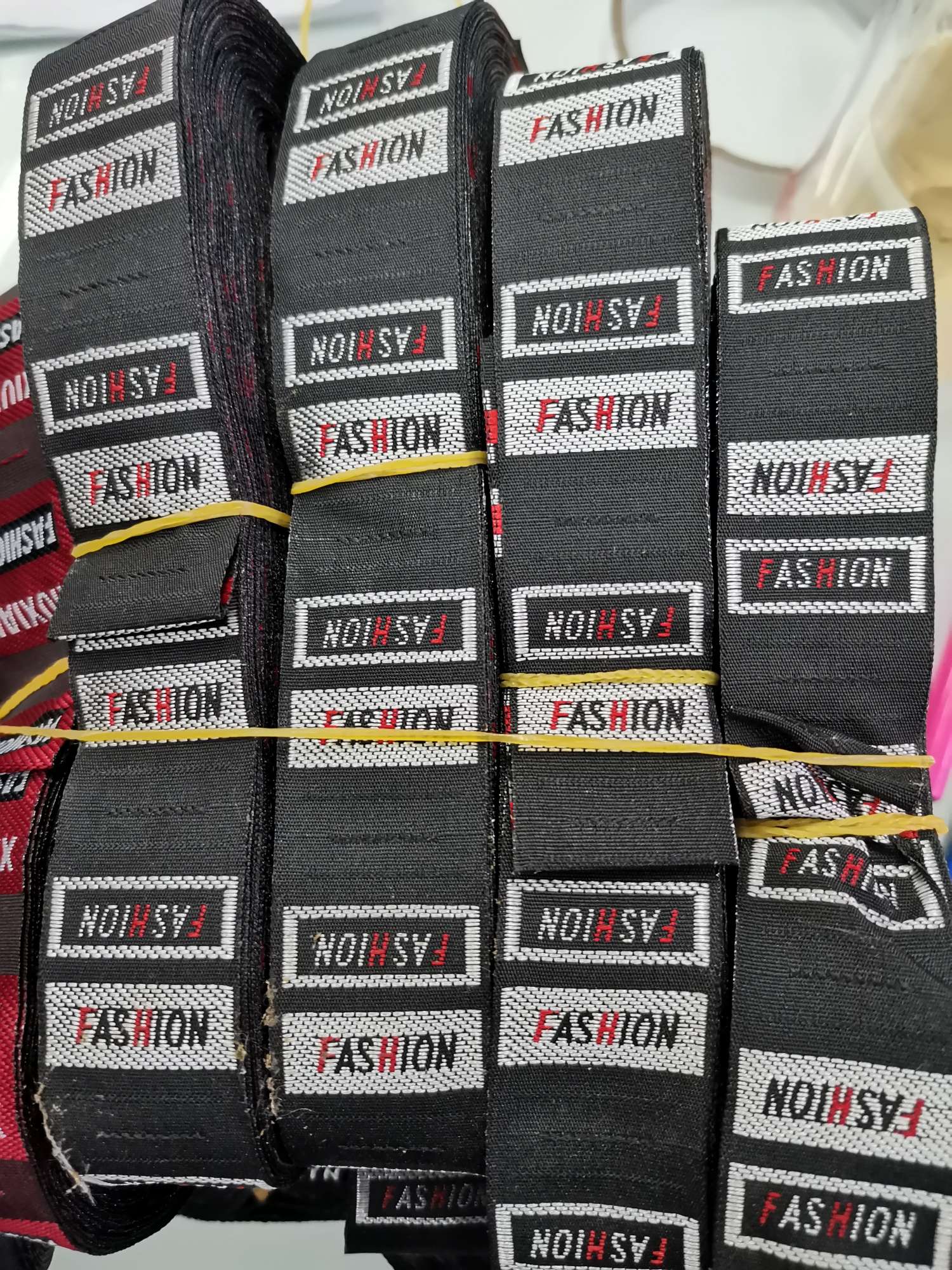 Woven Label Clip Label Cloth Label Clothing Collar Wholesale Customized Woven Label Women's Clothing Washing Label