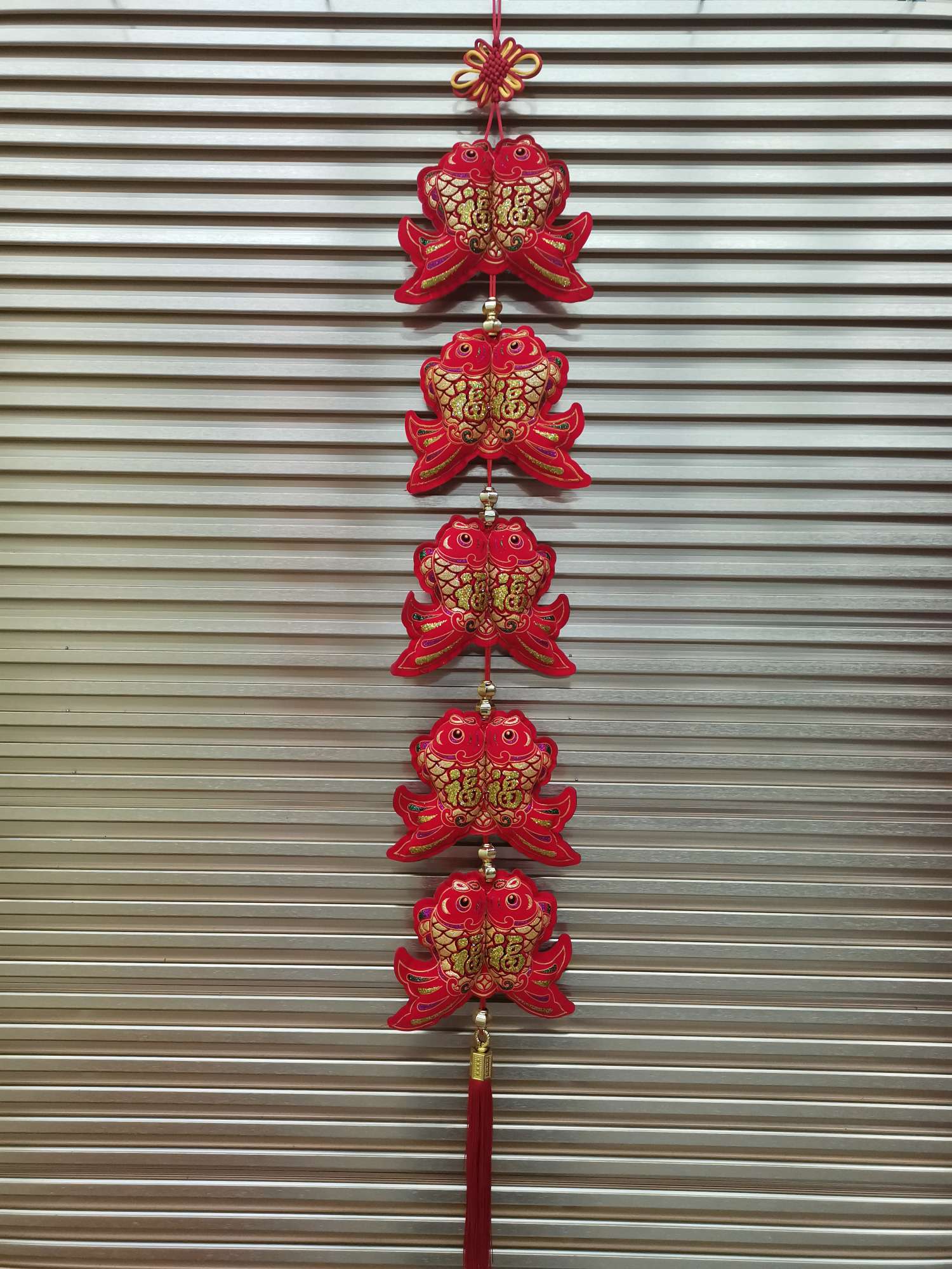 Extra-large pairs of fish skewers printed with velvet gold powder and fish scales