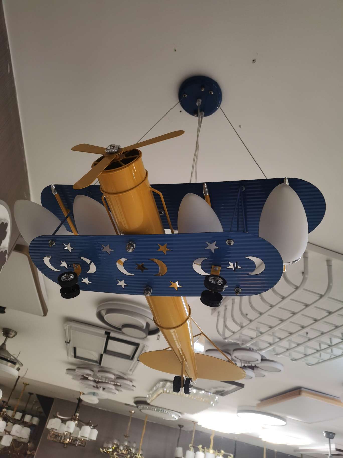 Children's chandeliers, airplane lights, cartoon lights