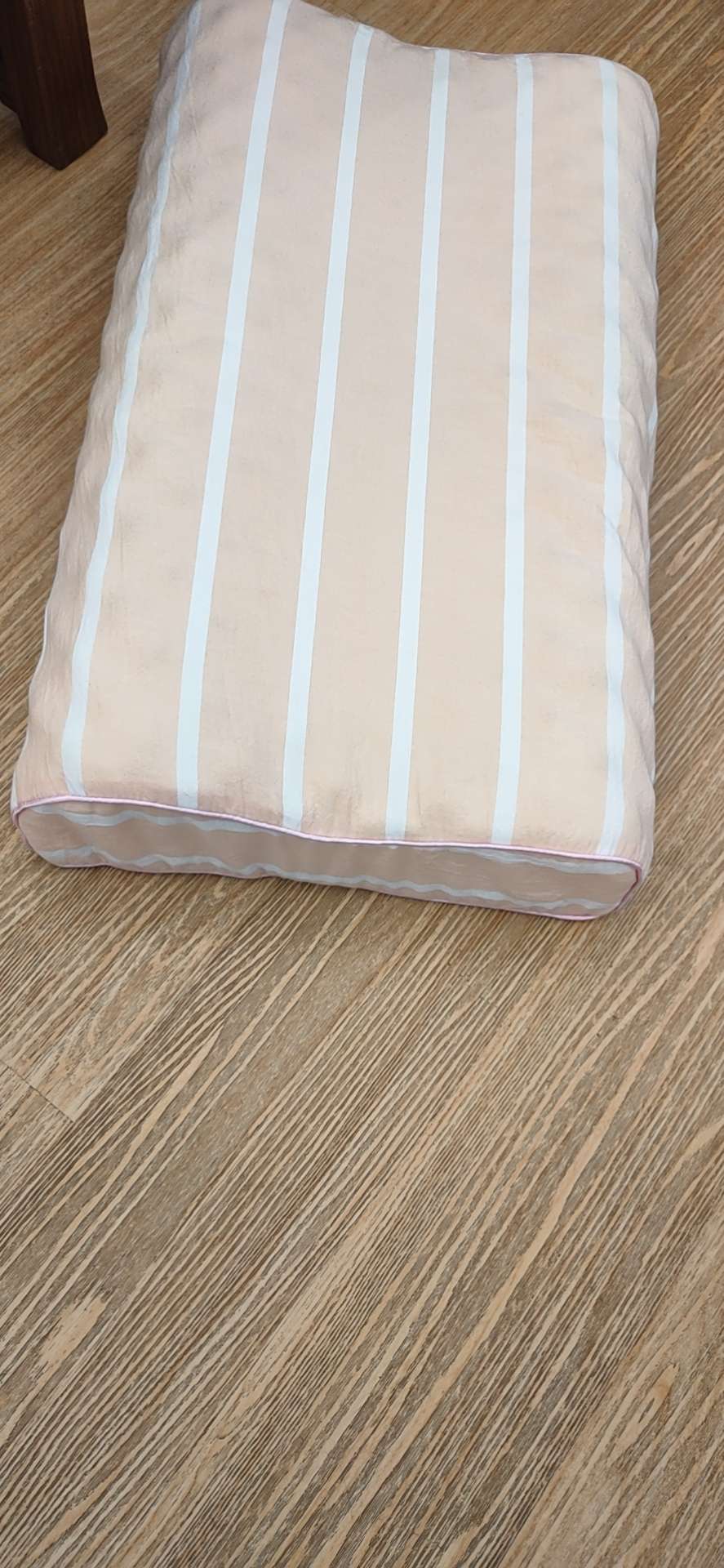 Natural Latex Pillow Neck Pillow Anti-Mite And Bacteriostasis To Help Sleep Specification drawing