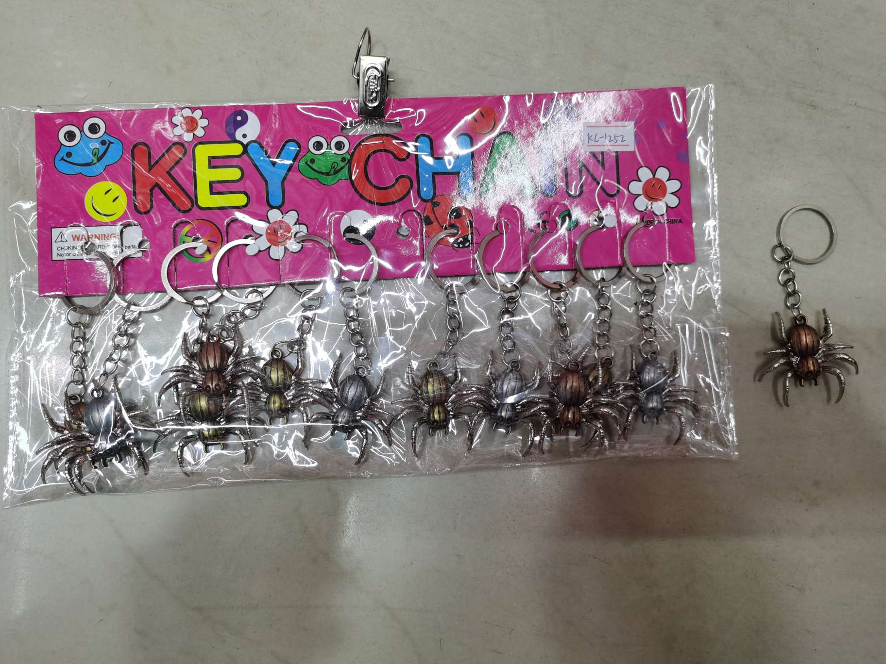 Spider key chain thumbnail