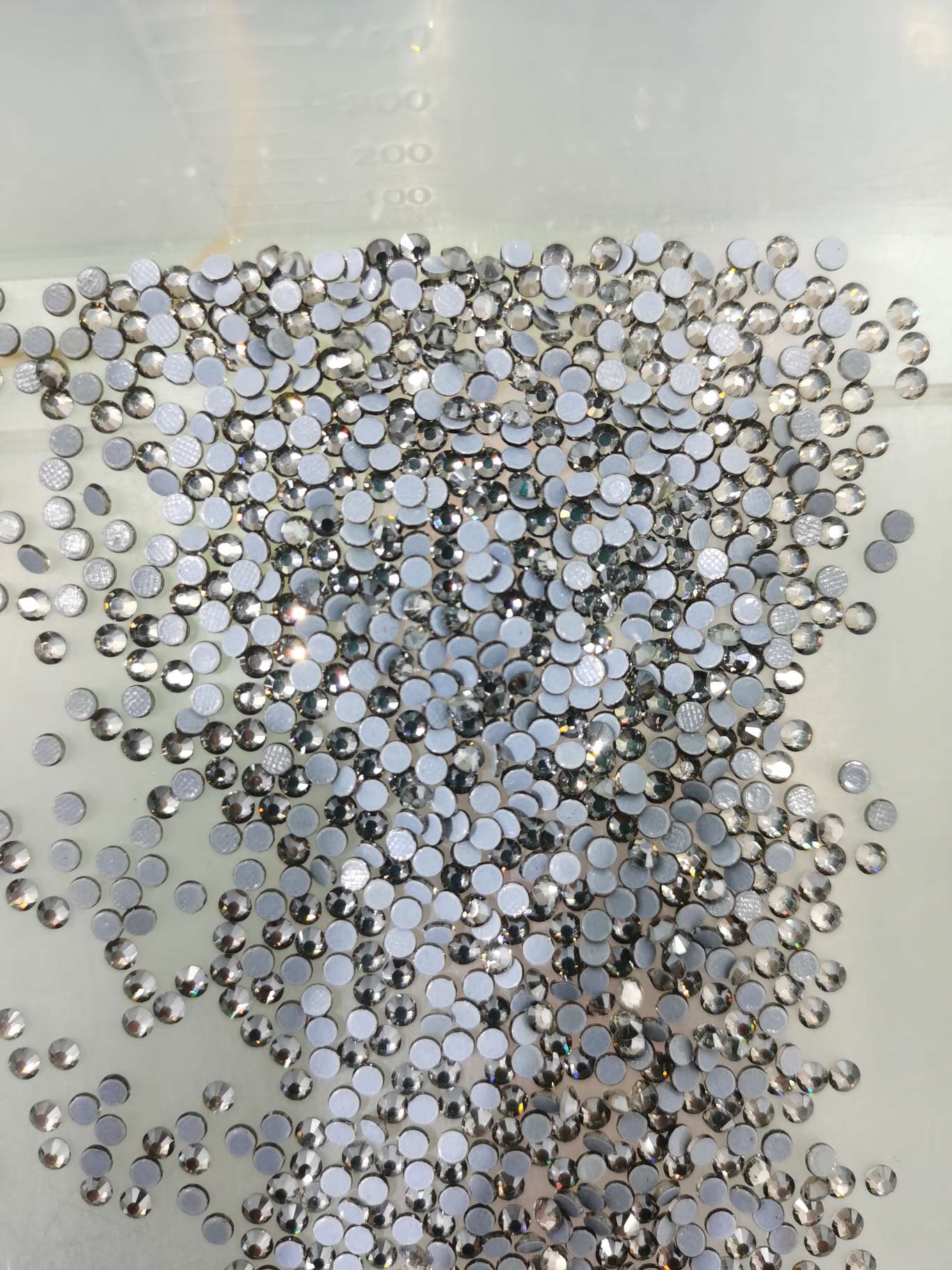 Factory direct sales boutique drill hot drill transparent gray SS30 thumbnail