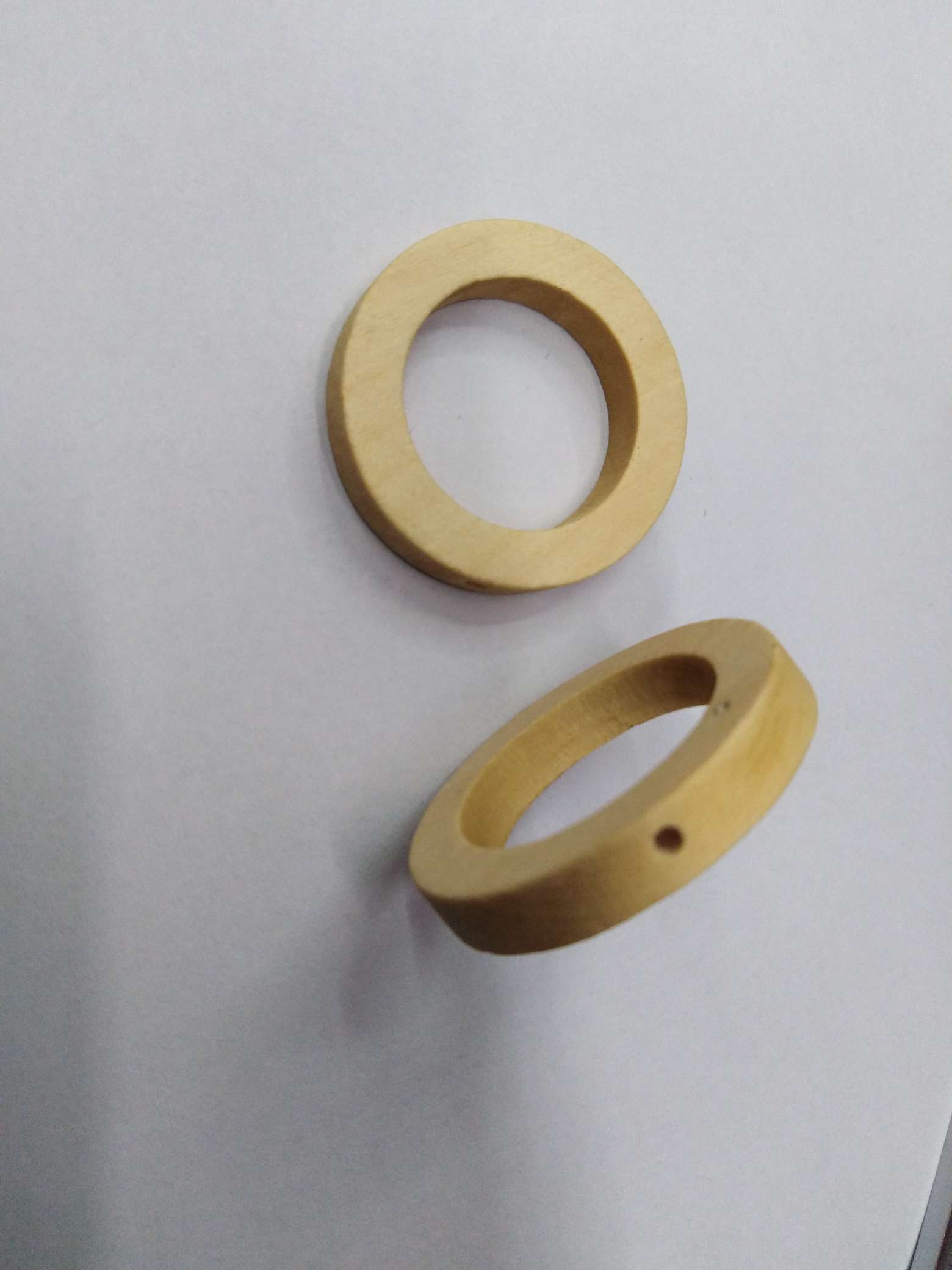 diy earrings, necklaces, clothing accessories, wooden beads, 3 cm wooden rings details Picture