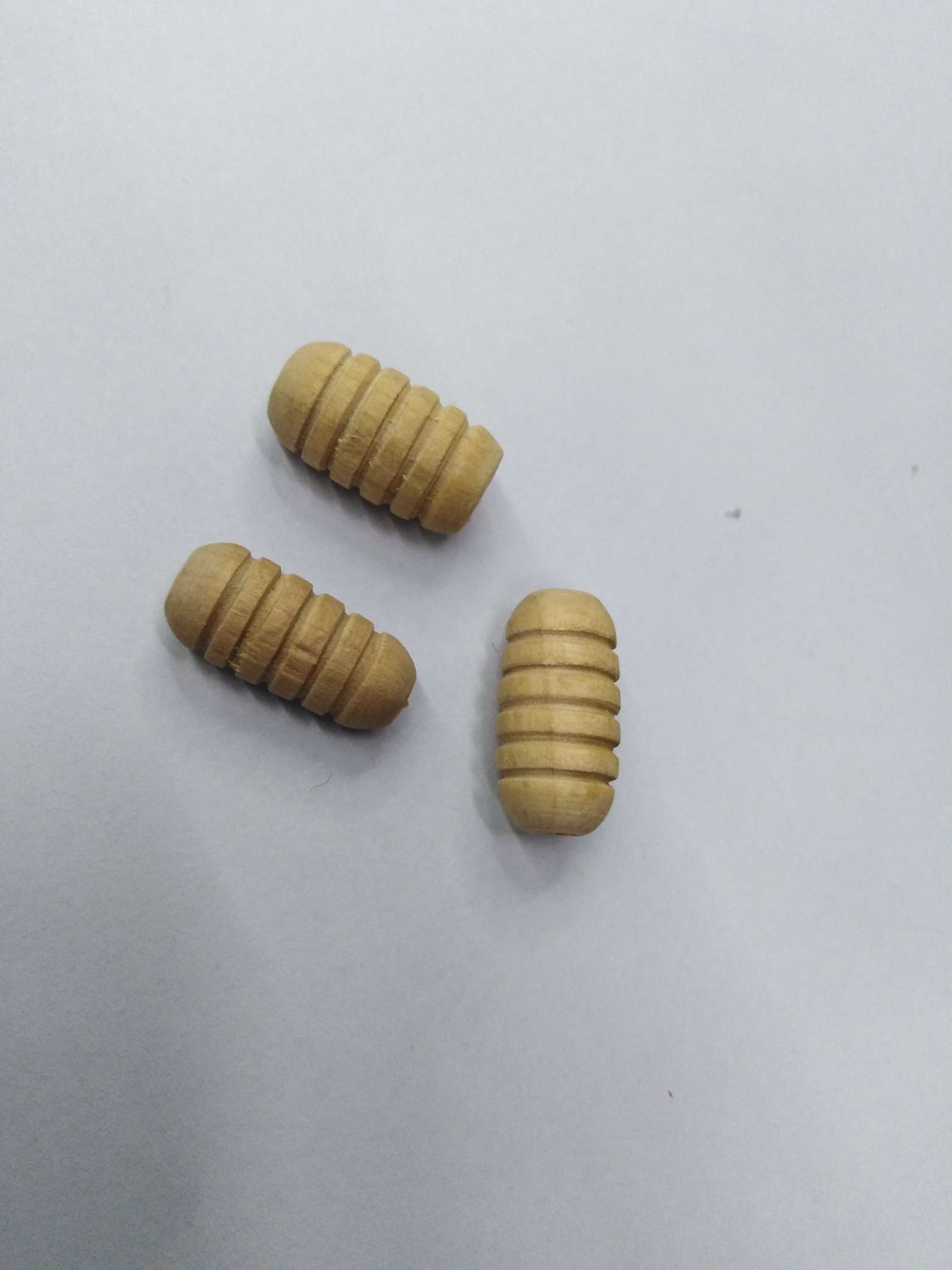 diy wooden 20*10mm threaded bead necklace accessories and clothing accessories factory direct sales Specification image