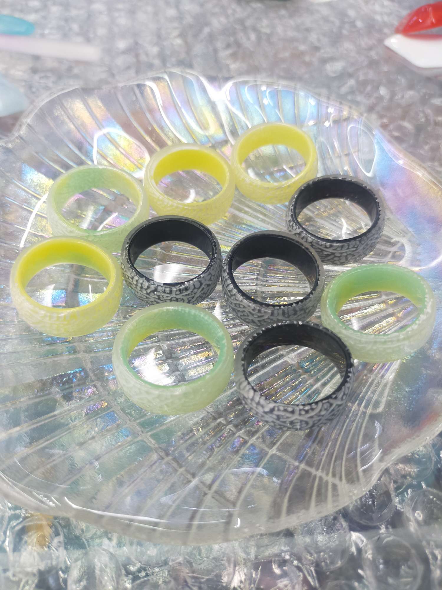 Ring ring resin luminous thread ring ring shine manufacturers direct, 16,18,20 thumbnail