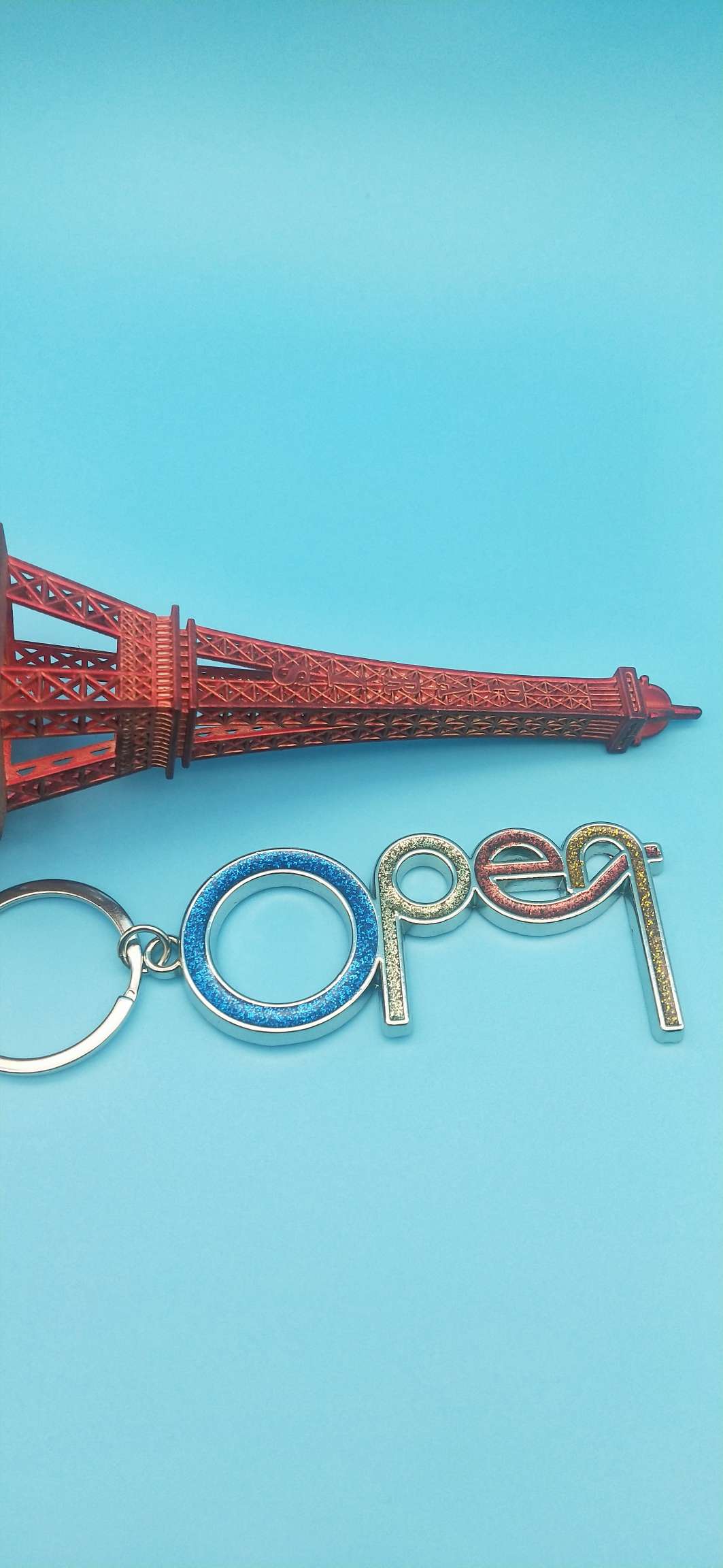 OPEN English letter keychain Specification image