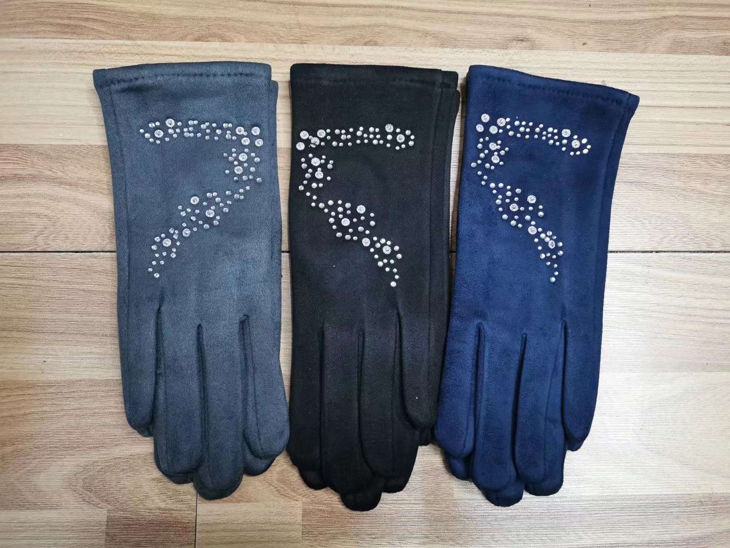 Suede ironing gloves thumbnail