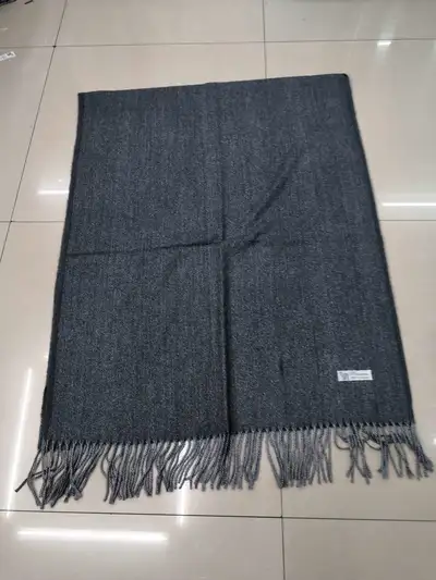 Monochrome Cashmere - 12