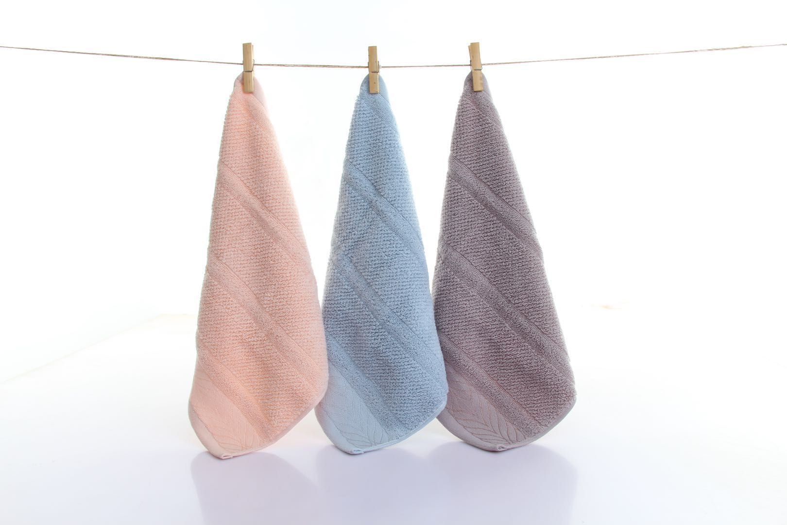 34×34 honeycomb square towel