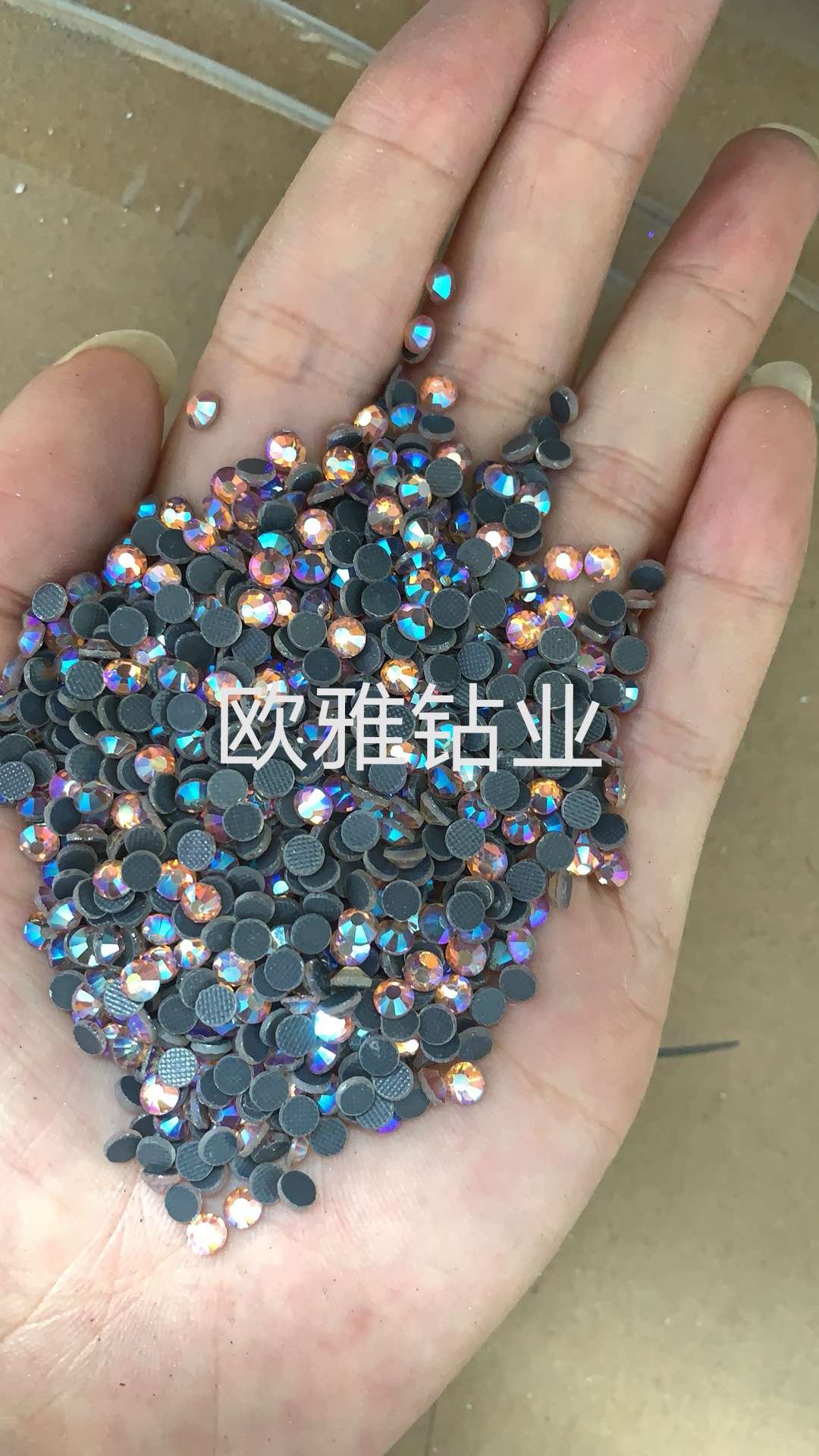Manufacturers direct sales of Middle East diamond hot diamond Champagne AB Apricot AB SS20 thumbnail