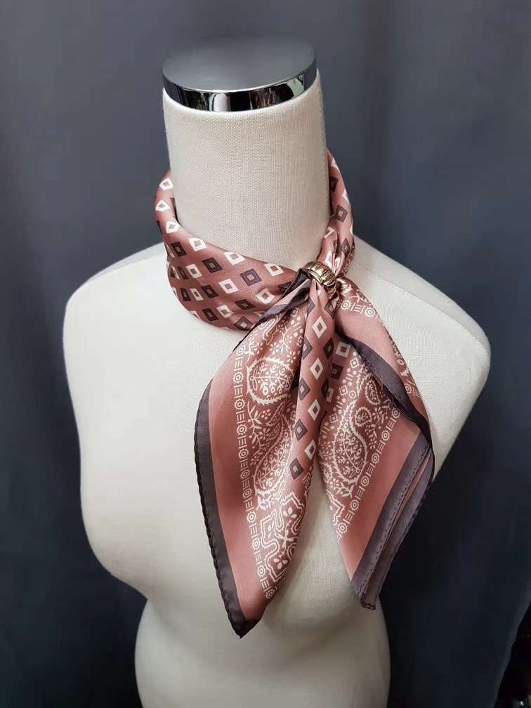 2020 New Silk 70 Square Scarf Fashion Everything With Silk Scarf Scarf details Picture