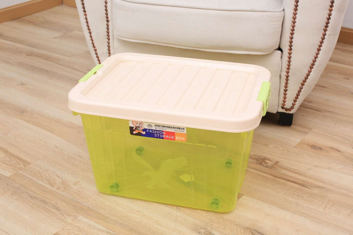 Transparent storage box for plastic daily necessities, 70L undefined