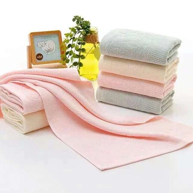 Cut-wool jacquard towel