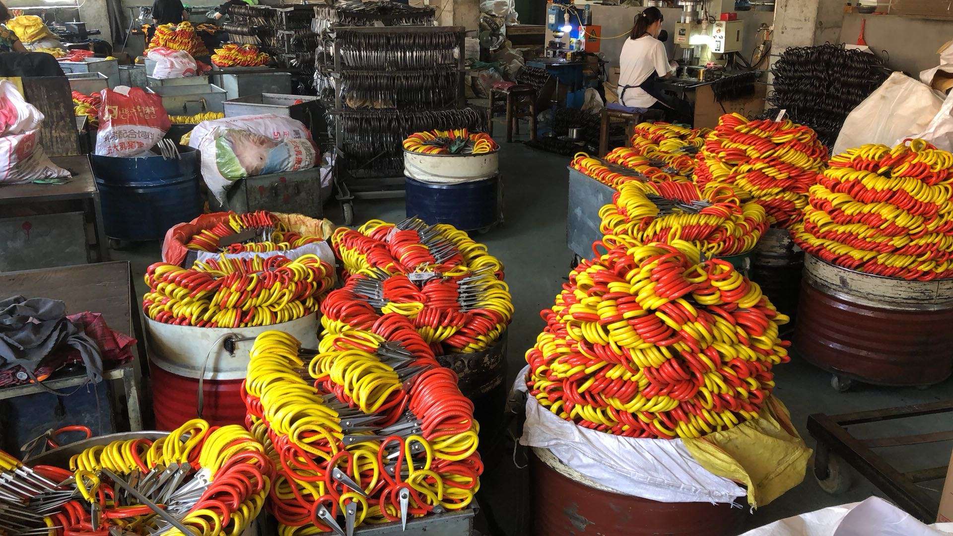 厂家批发防锈剪刀工业剪刀 p02不锈钢 红黄柄 家用剪 鸡鸭鱼厨房剪详情图7