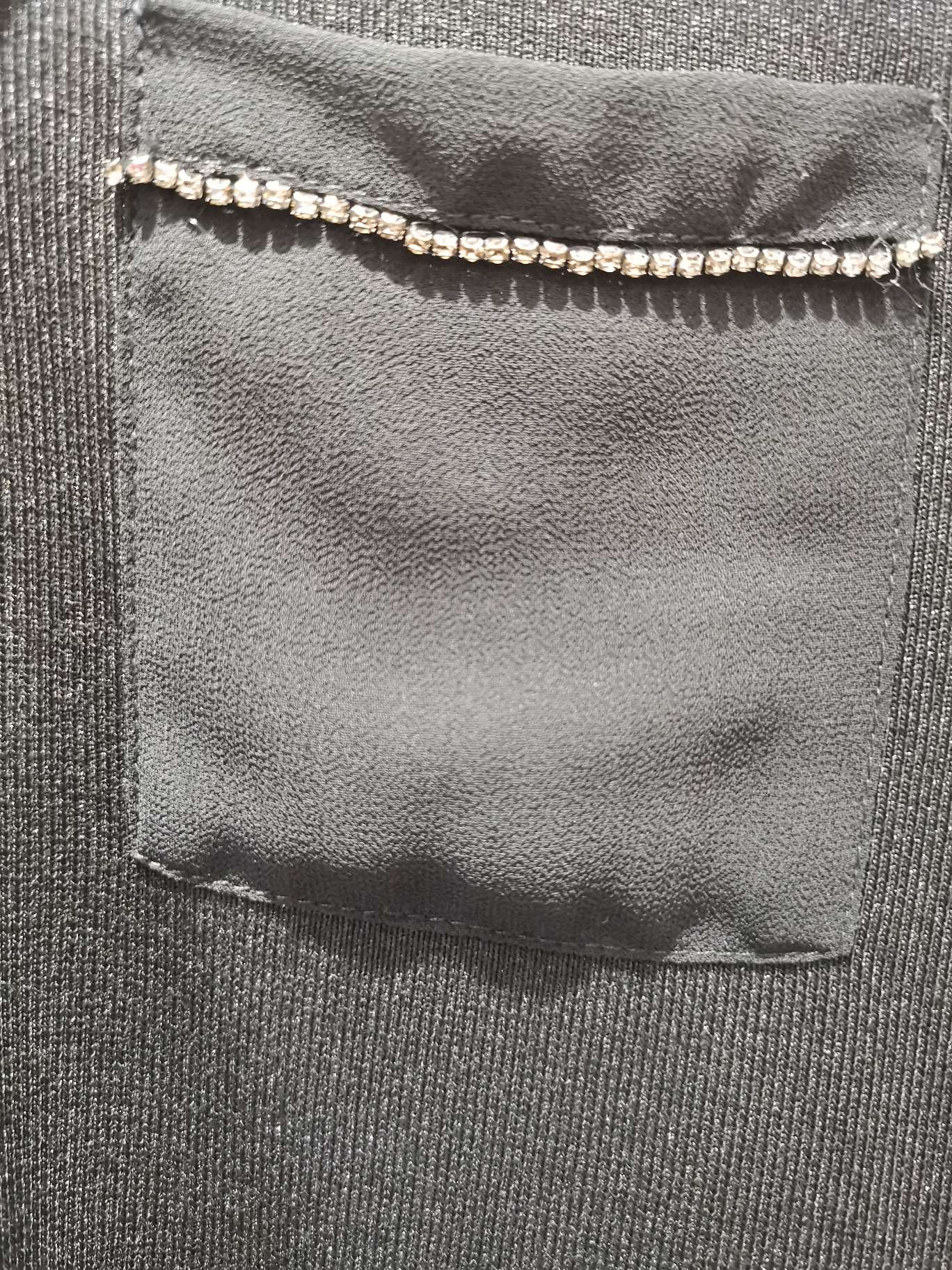 Fashionable V-shaped tie pocket double diamond strap women's long-sleeved top details Picture