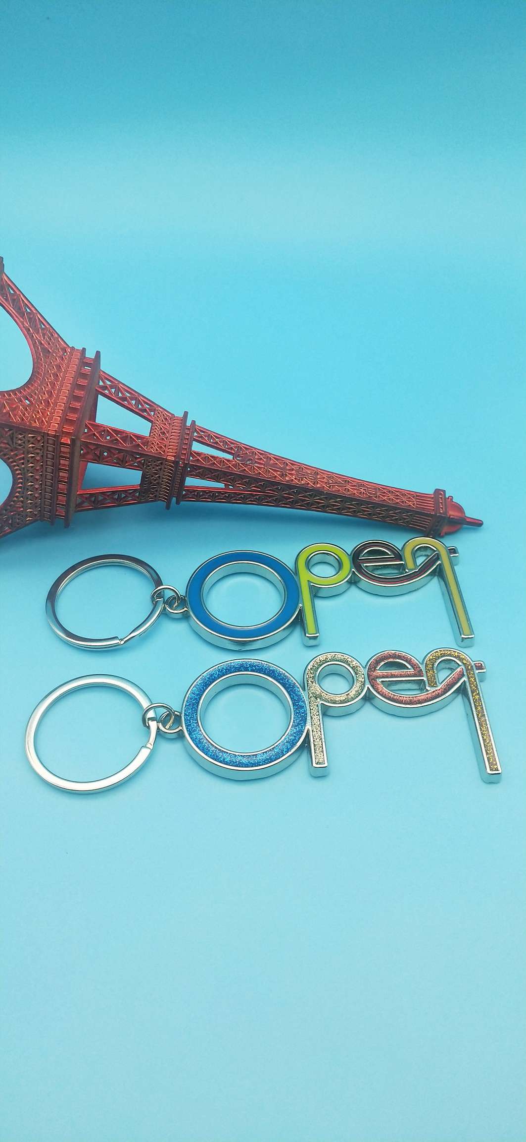 OPEN English letter keychain Application Scenario